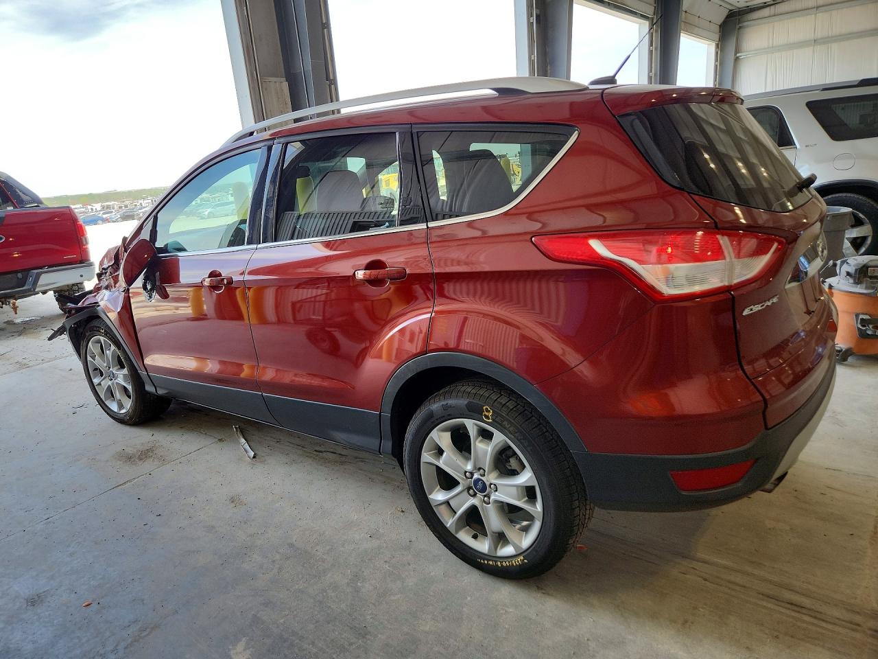 2015 Ford Escape Titanium Red vin: 1FMCU9J92FUB72255