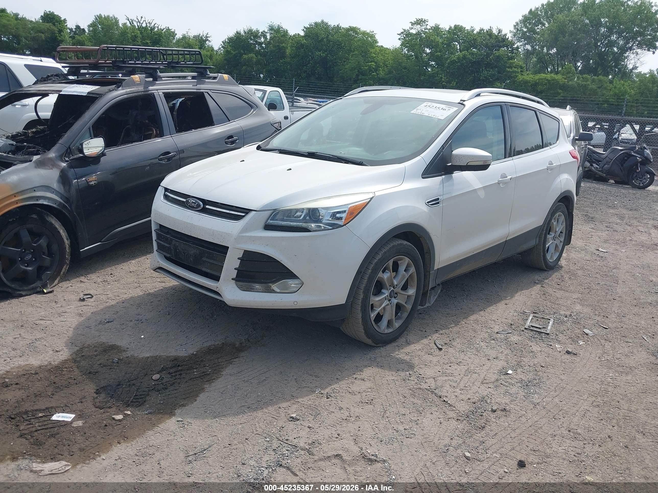 2015 Ford Escape Titanium Белый vin: 1FMCU9J92FUB90223