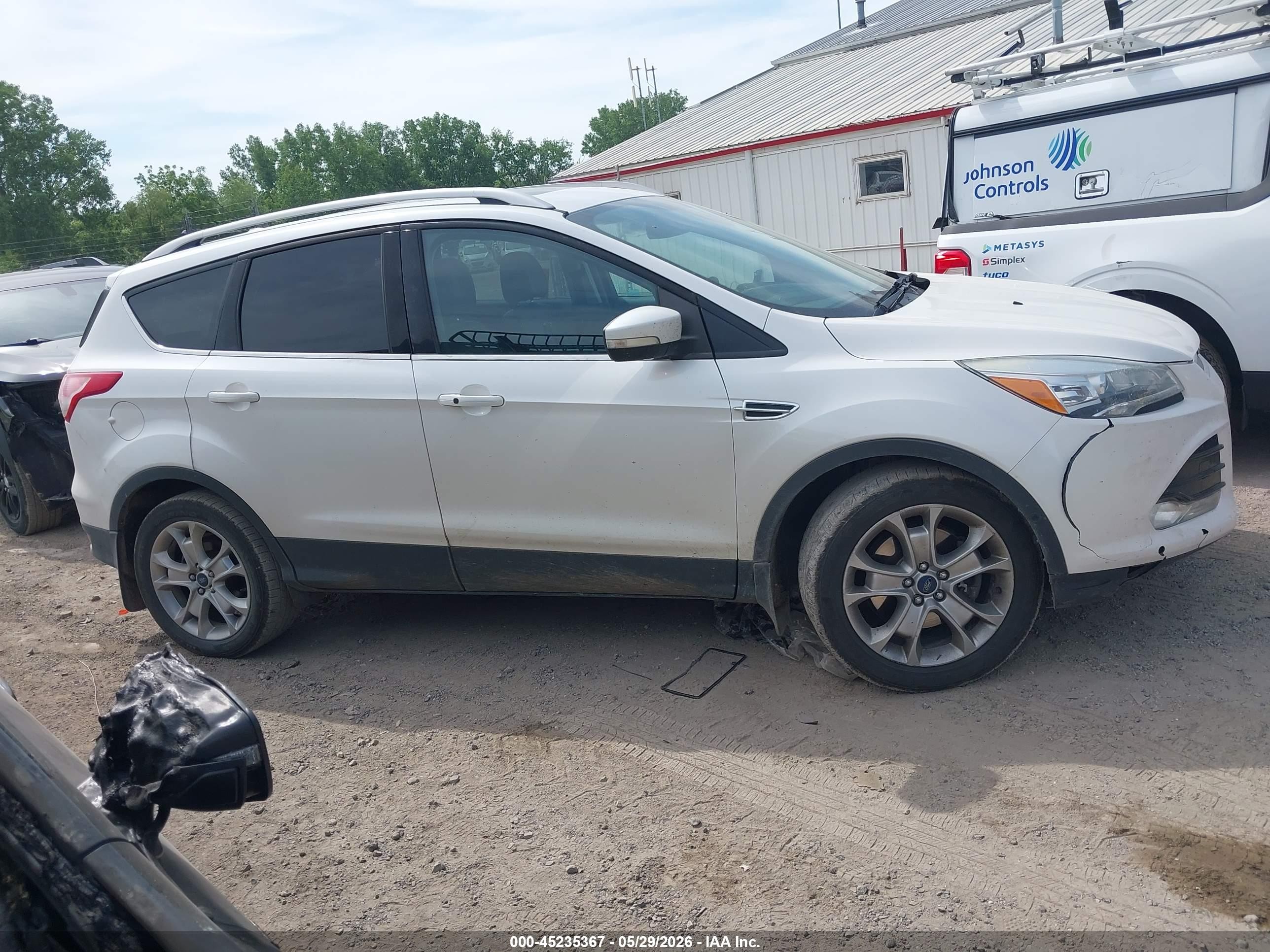 2015 Ford Escape Titanium Белый vin: 1FMCU9J92FUB90223