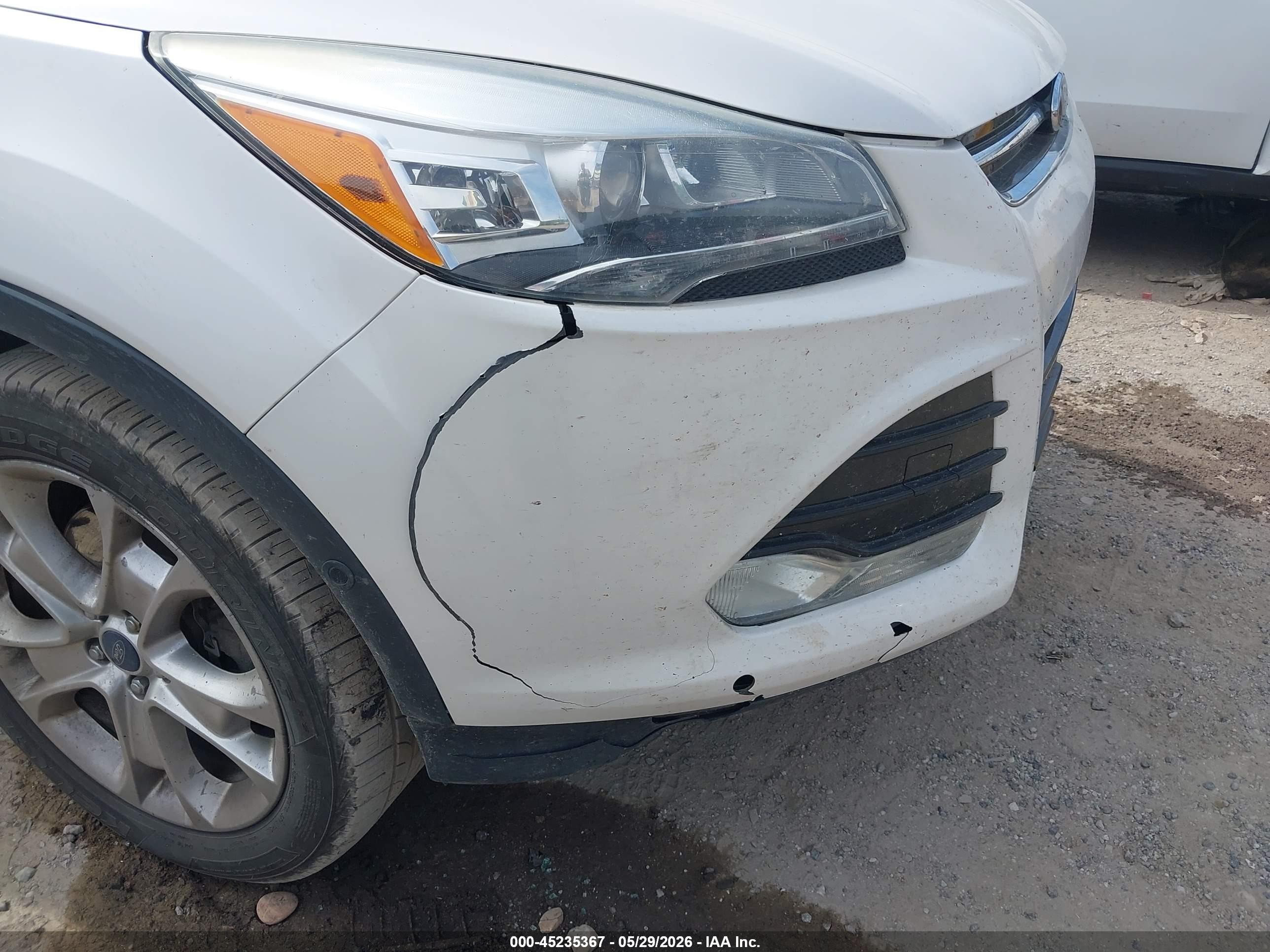2015 Ford Escape Titanium Белый vin: 1FMCU9J92FUB90223