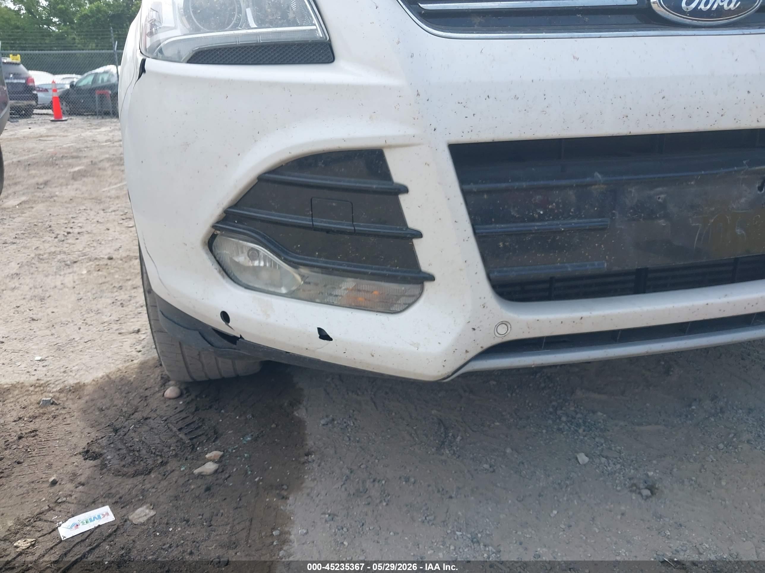 2015 Ford Escape Titanium Белый vin: 1FMCU9J92FUB90223