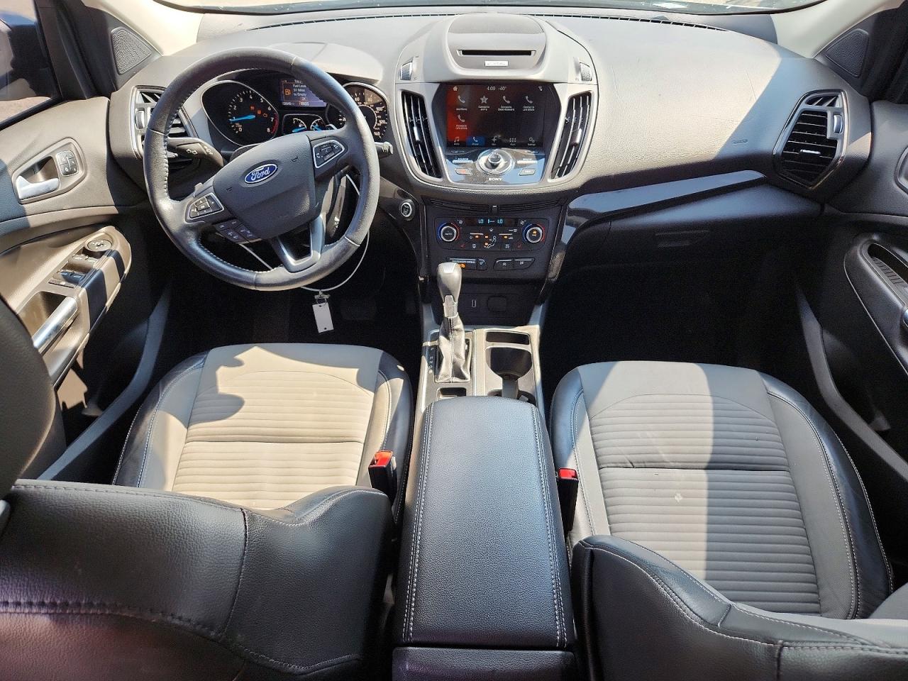 2017 Ford Escape Titanium Black vin: 1FMCU9J92HUD96970