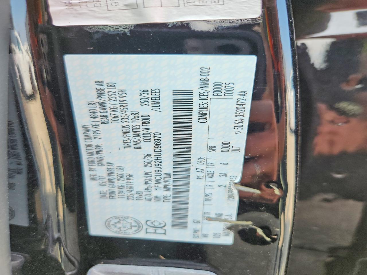 2017 Ford Escape Titanium Black vin: 1FMCU9J92HUD96970