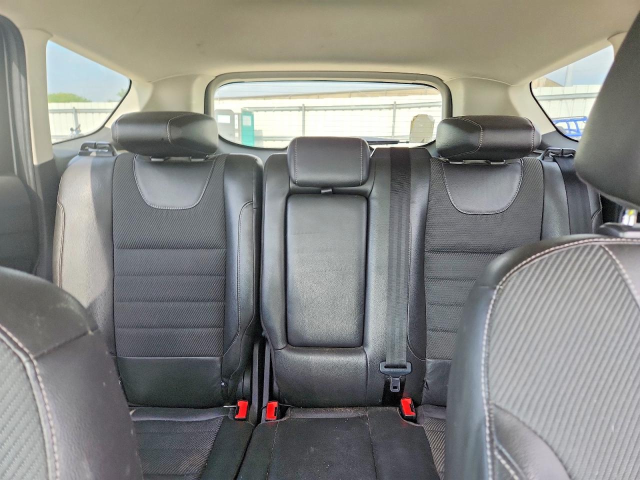 2013 Ford Escape Titanium Silver vin: 1FMCU9J93DUA57984