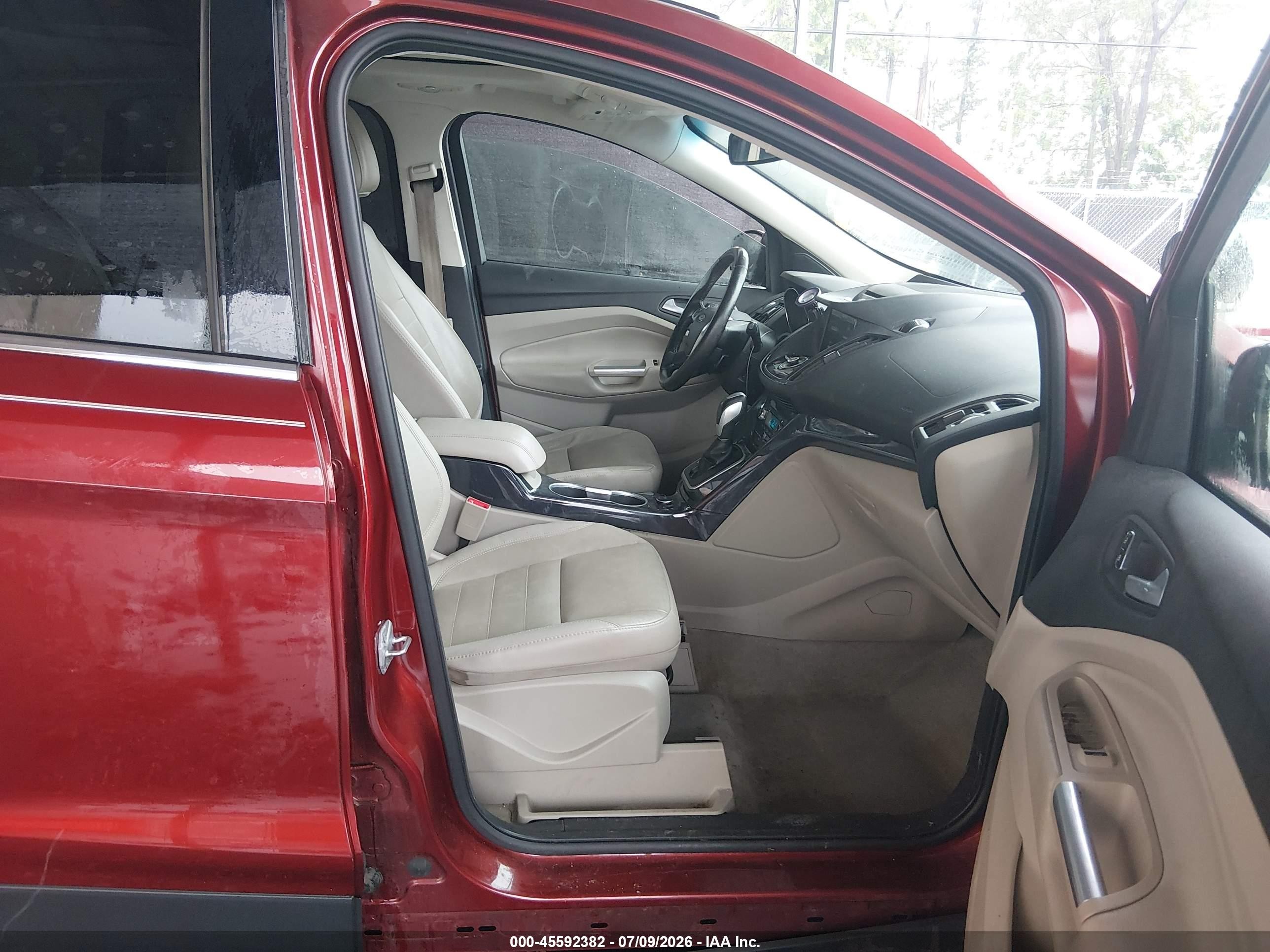 2014 Ford Escape Titanium Red vin: 1FMCU9J93EUA19799