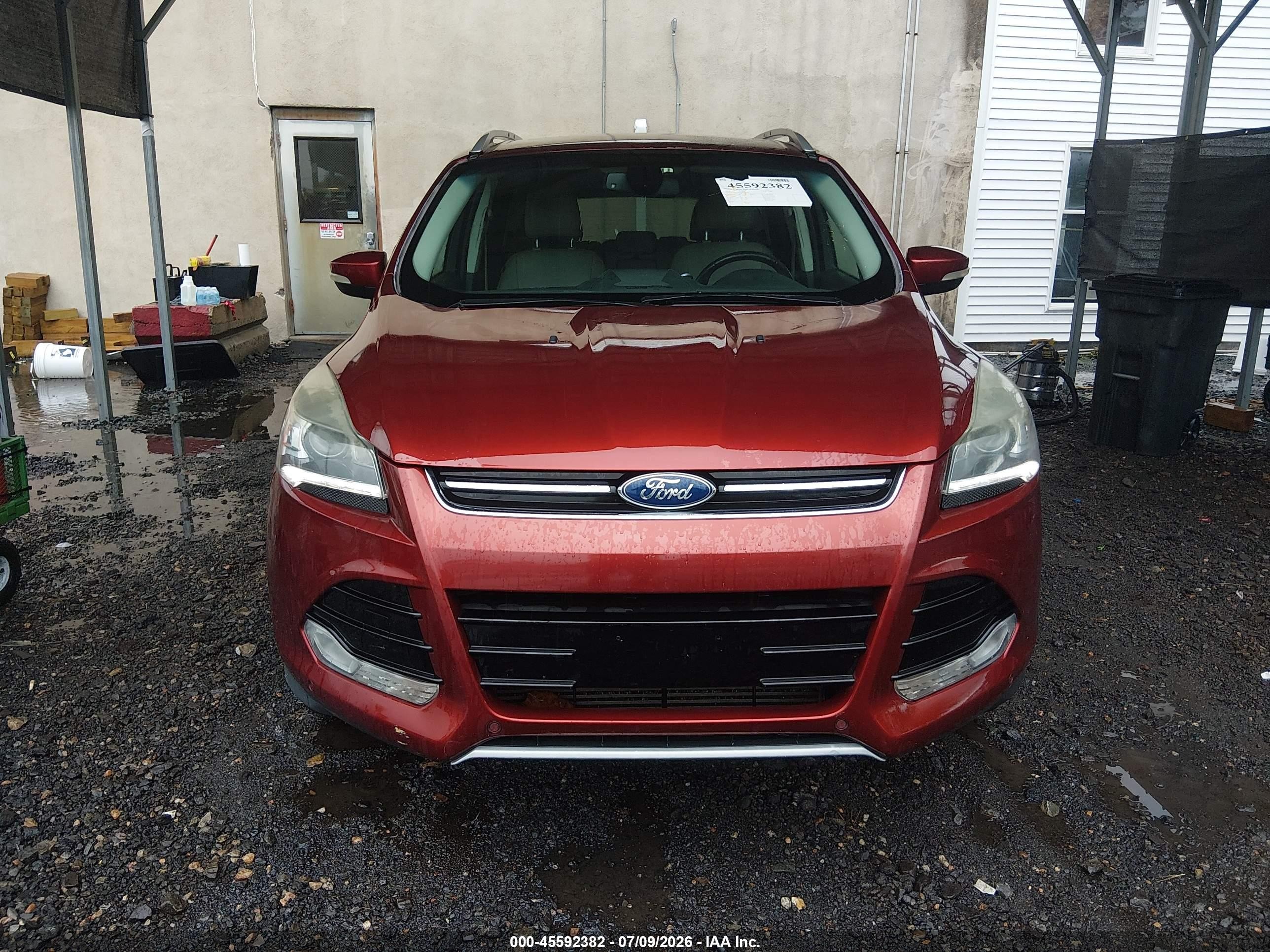 2014 Ford Escape Titanium Red vin: 1FMCU9J93EUA19799