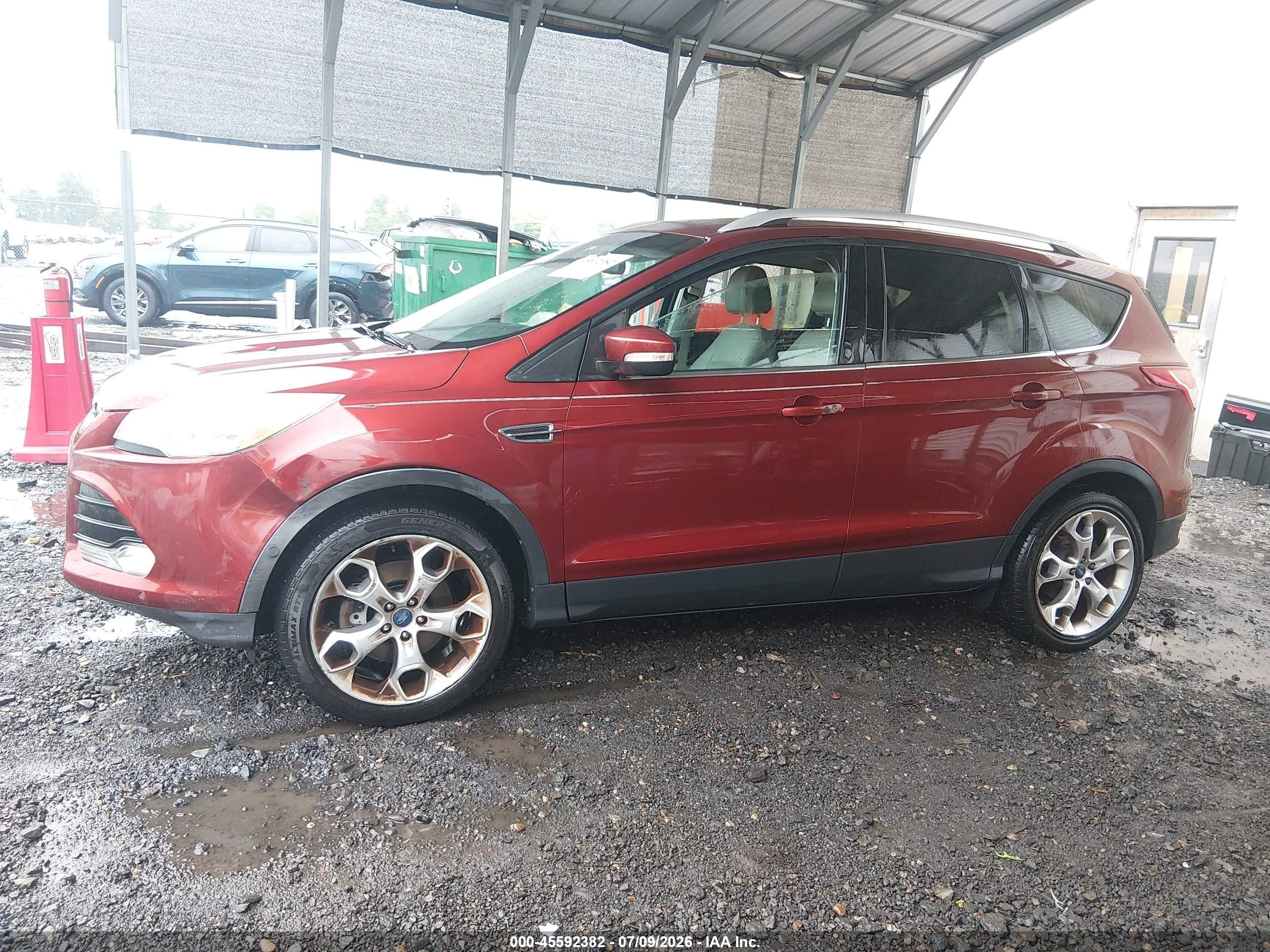 2014 Ford Escape Titanium Red vin: 1FMCU9J93EUA19799