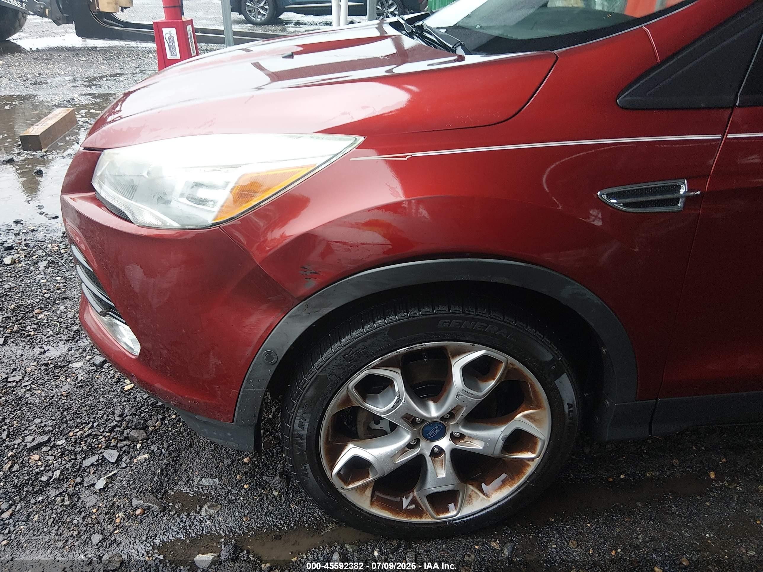 2014 Ford Escape Titanium Red vin: 1FMCU9J93EUA19799