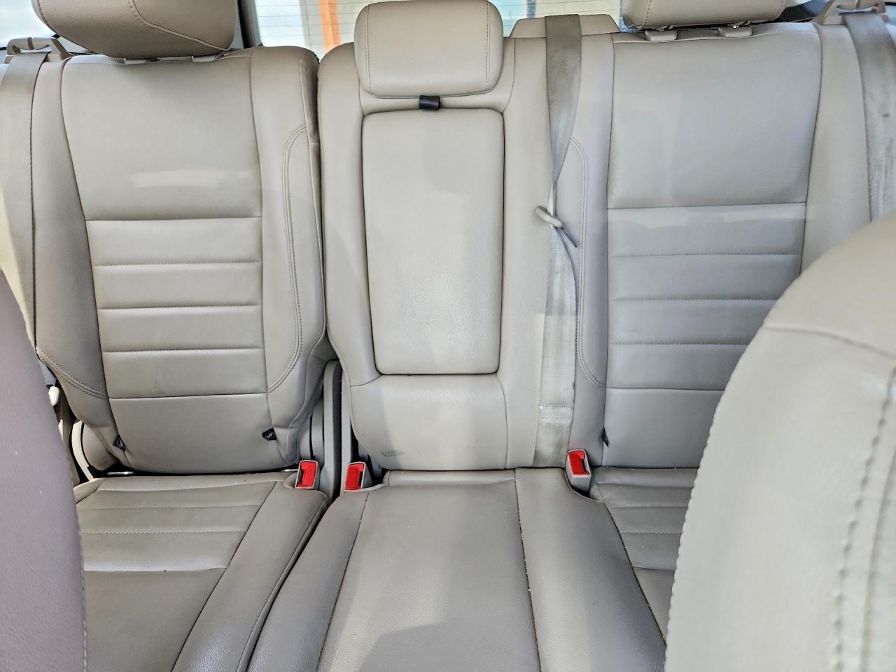 2014 Ford Escape Titanium White vin: 1FMCU9J93EUB72344