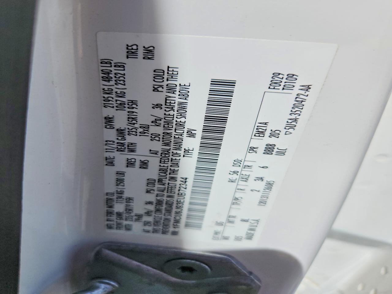 2014 Ford Escape Titanium White vin: 1FMCU9J93EUB72344