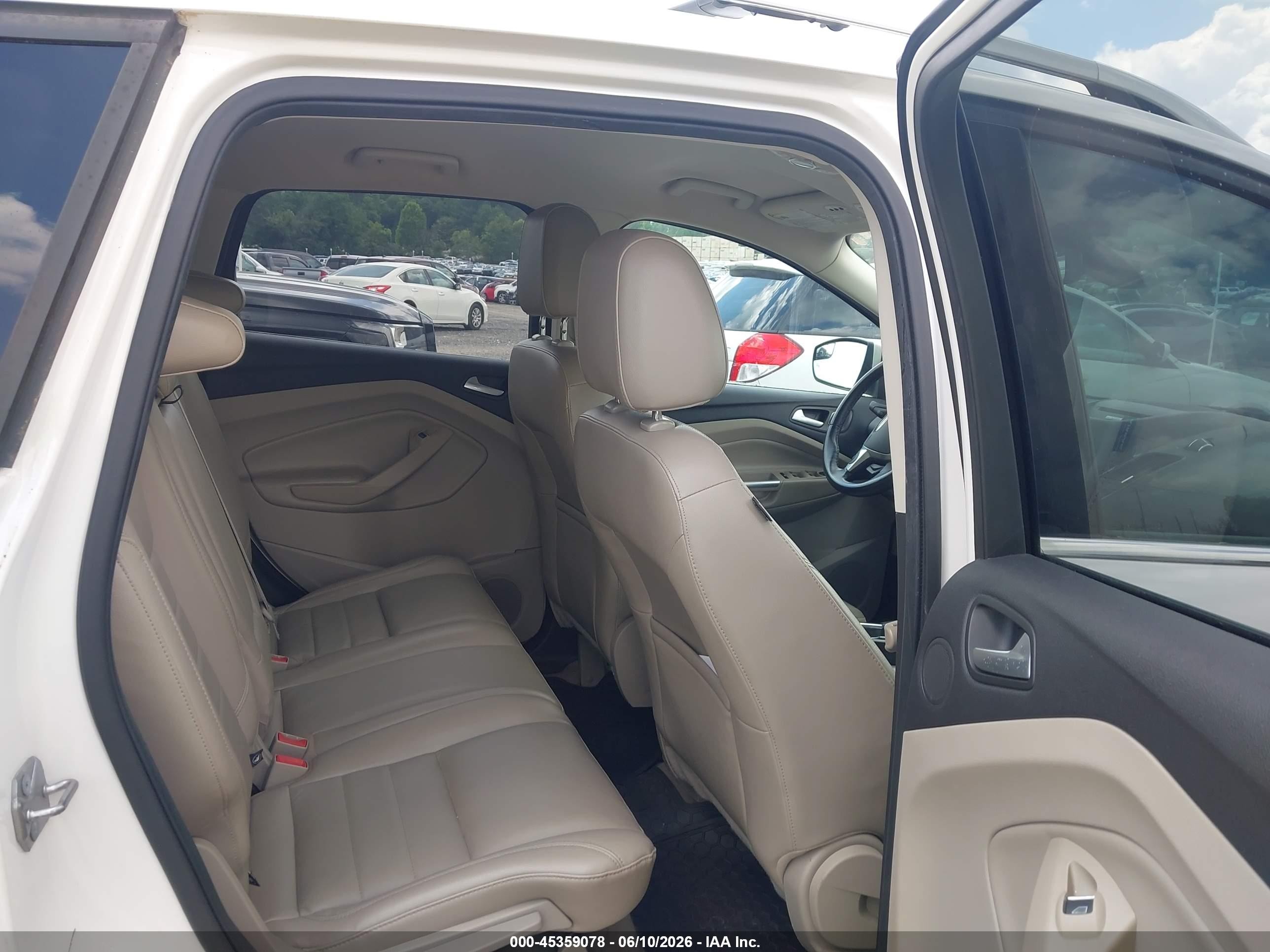 2014 Ford Escape Titanium White vin: 1FMCU9J93EUC24894