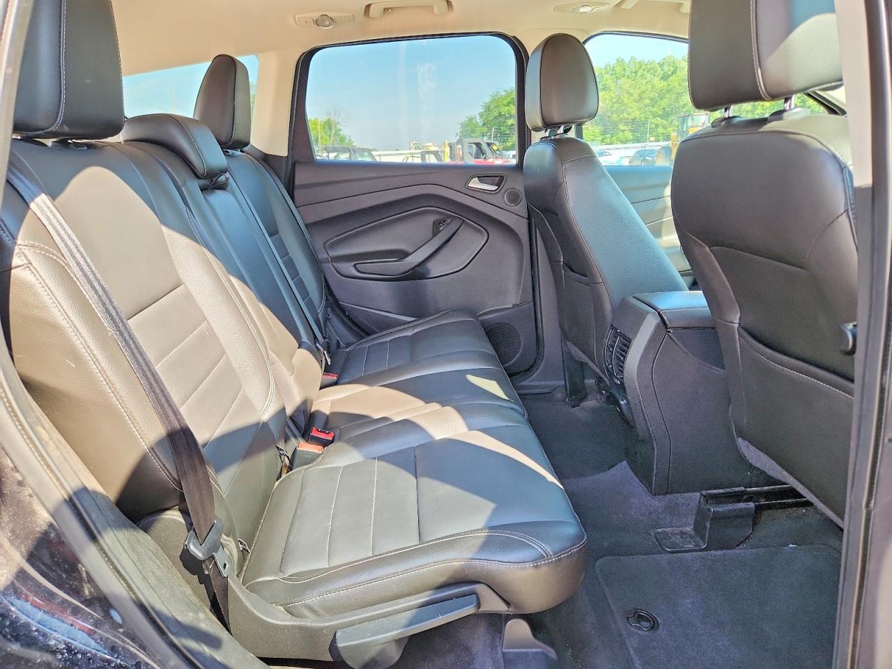 2014 Ford Escape Titanium Черный vin: 1FMCU9J93EUD00971