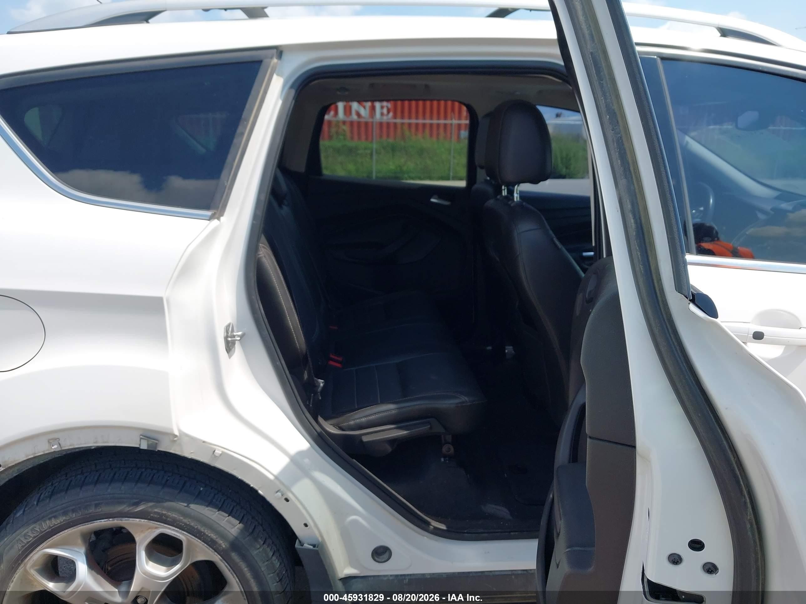 2014 Ford Escape Titanium White vin: 1FMCU9J93EUD80076