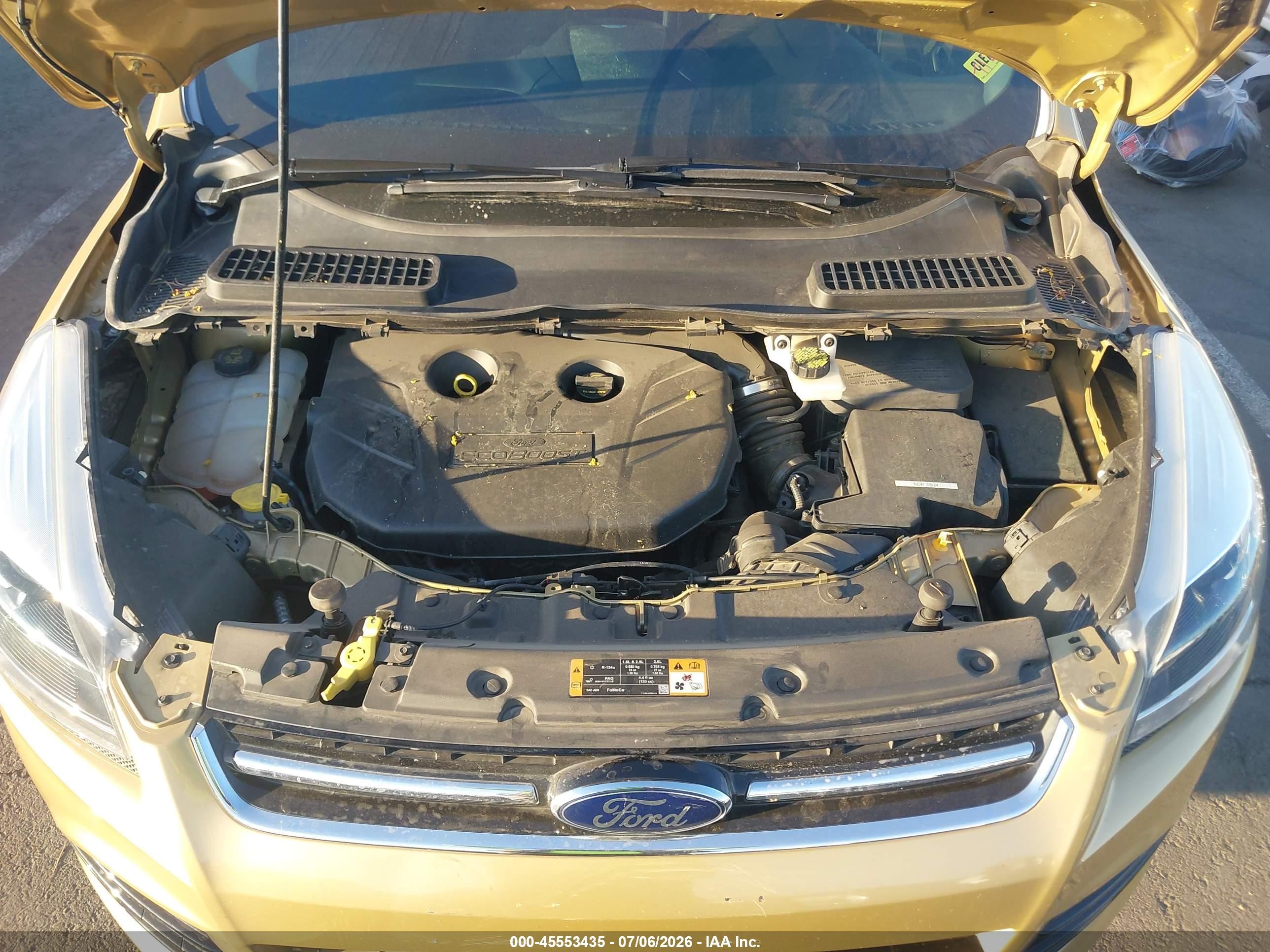 2014 Ford Escape Titanium Gold vin: 1FMCU9J93EUD88100