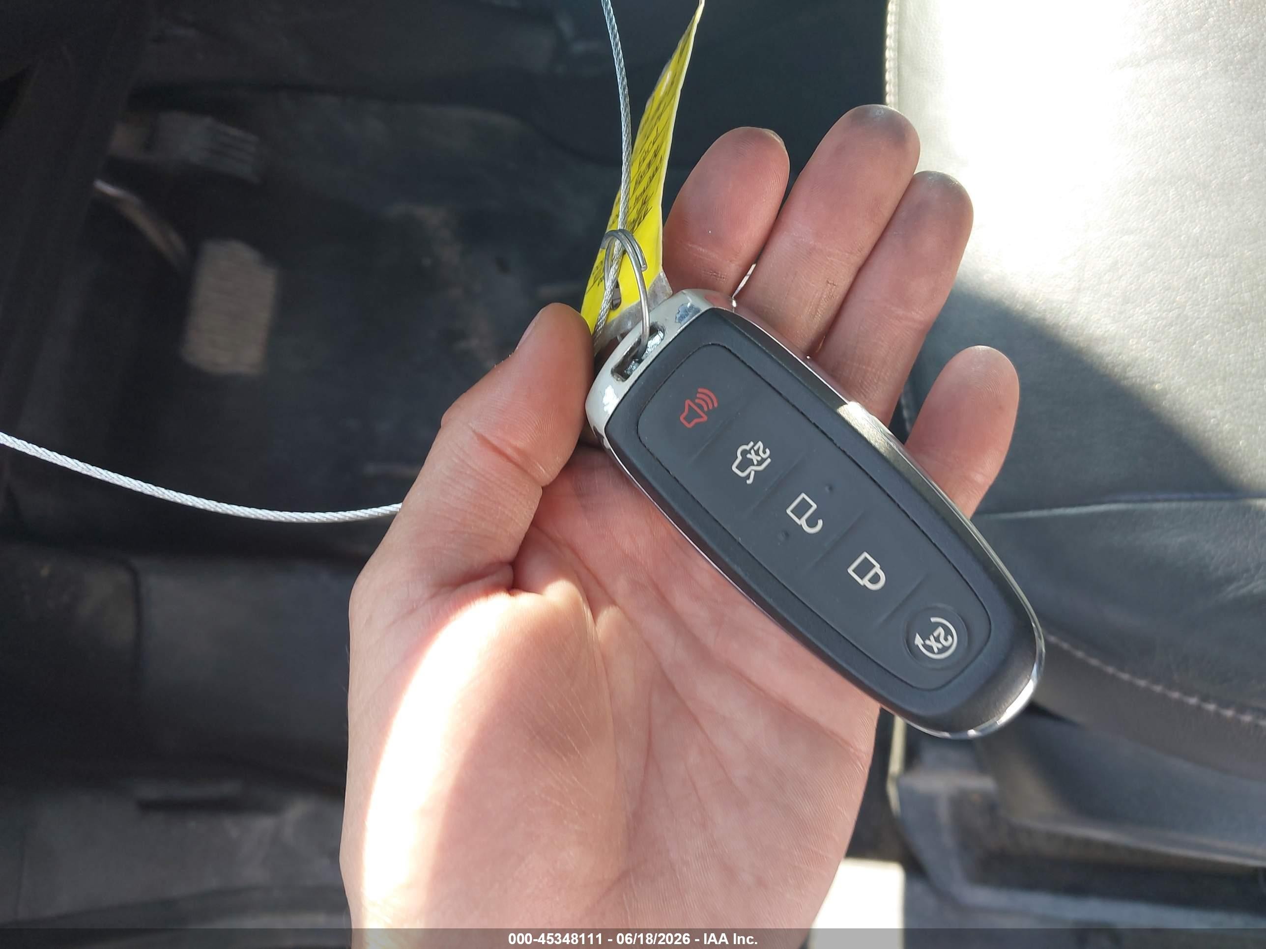2014 Ford Escape Titanium White vin: 1FMCU9J93EUE40566