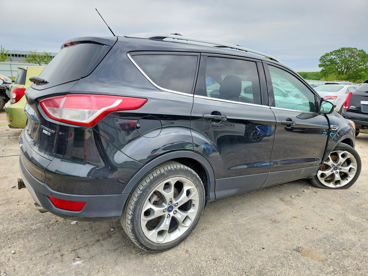 2015 Ford Escape Titanium Black vin: 1FMCU9J93FUA70558