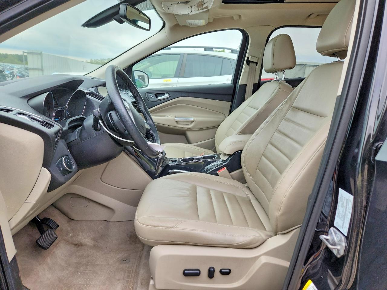 2015 Ford Escape Titanium Black vin: 1FMCU9J93FUA70558