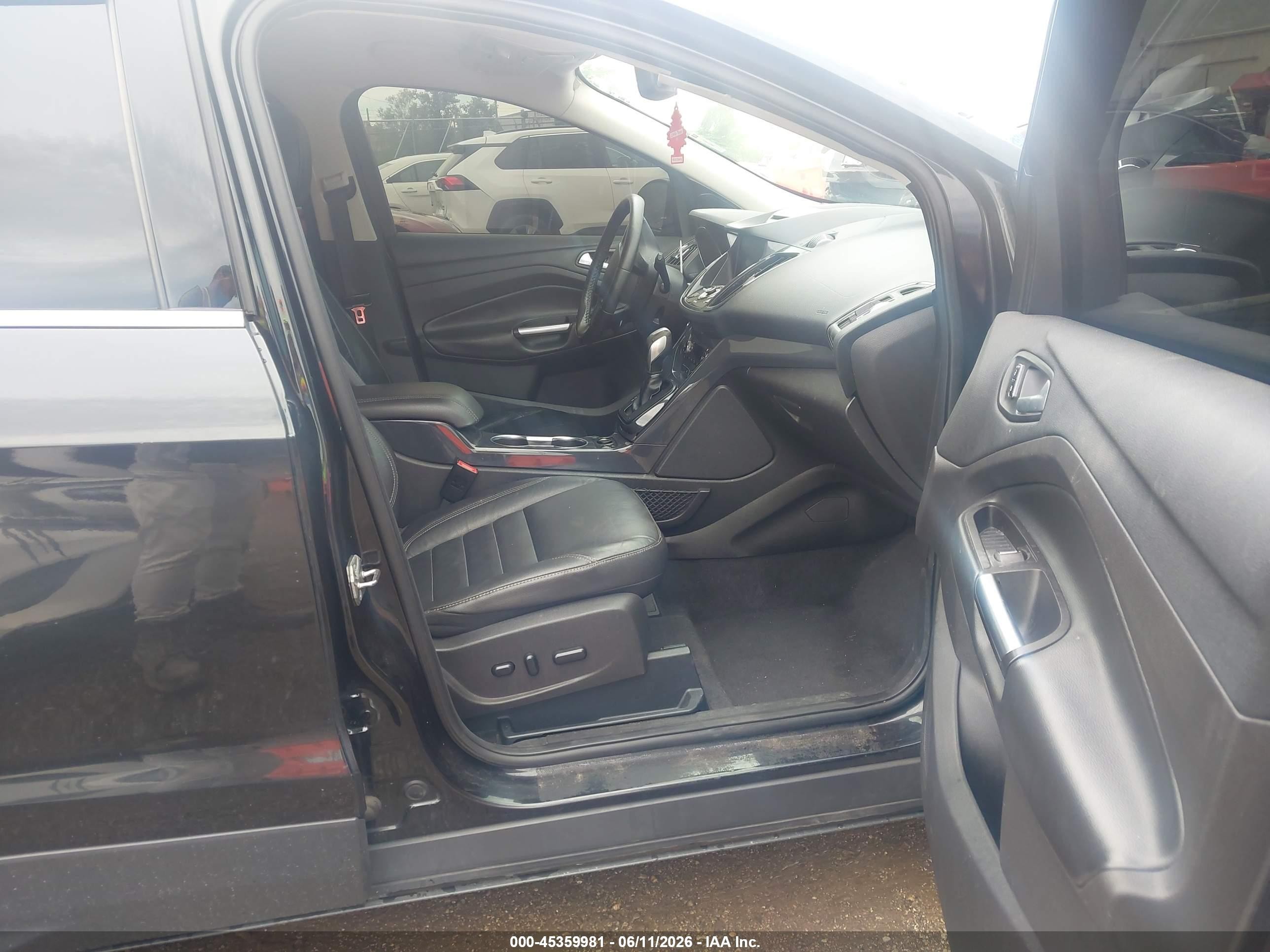 2015 Ford Escape Titanium Black vin: 1FMCU9J93FUB92675