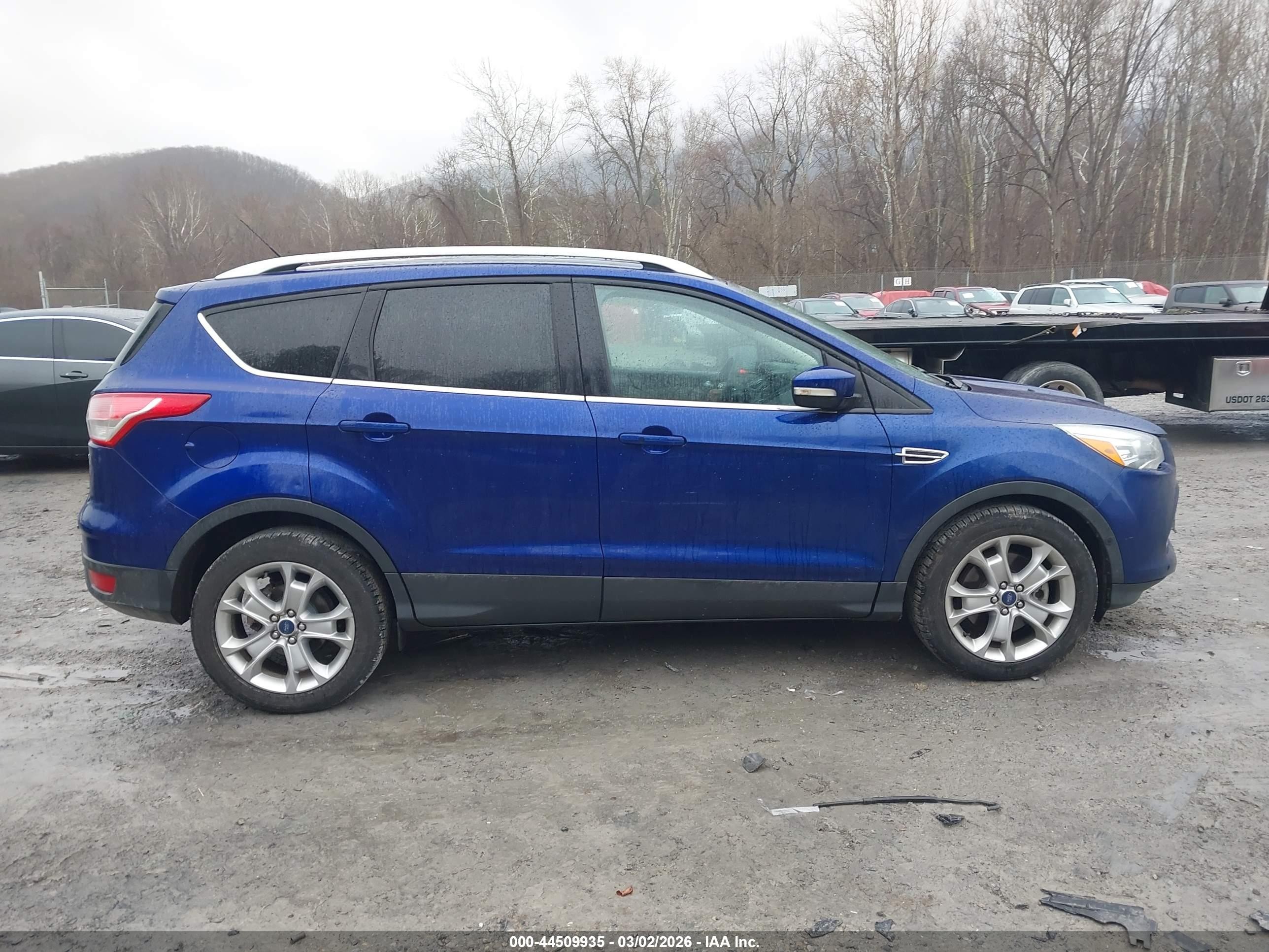 2015 Ford Escape Titanium Blue vin: 1FMCU9J93FUC21365