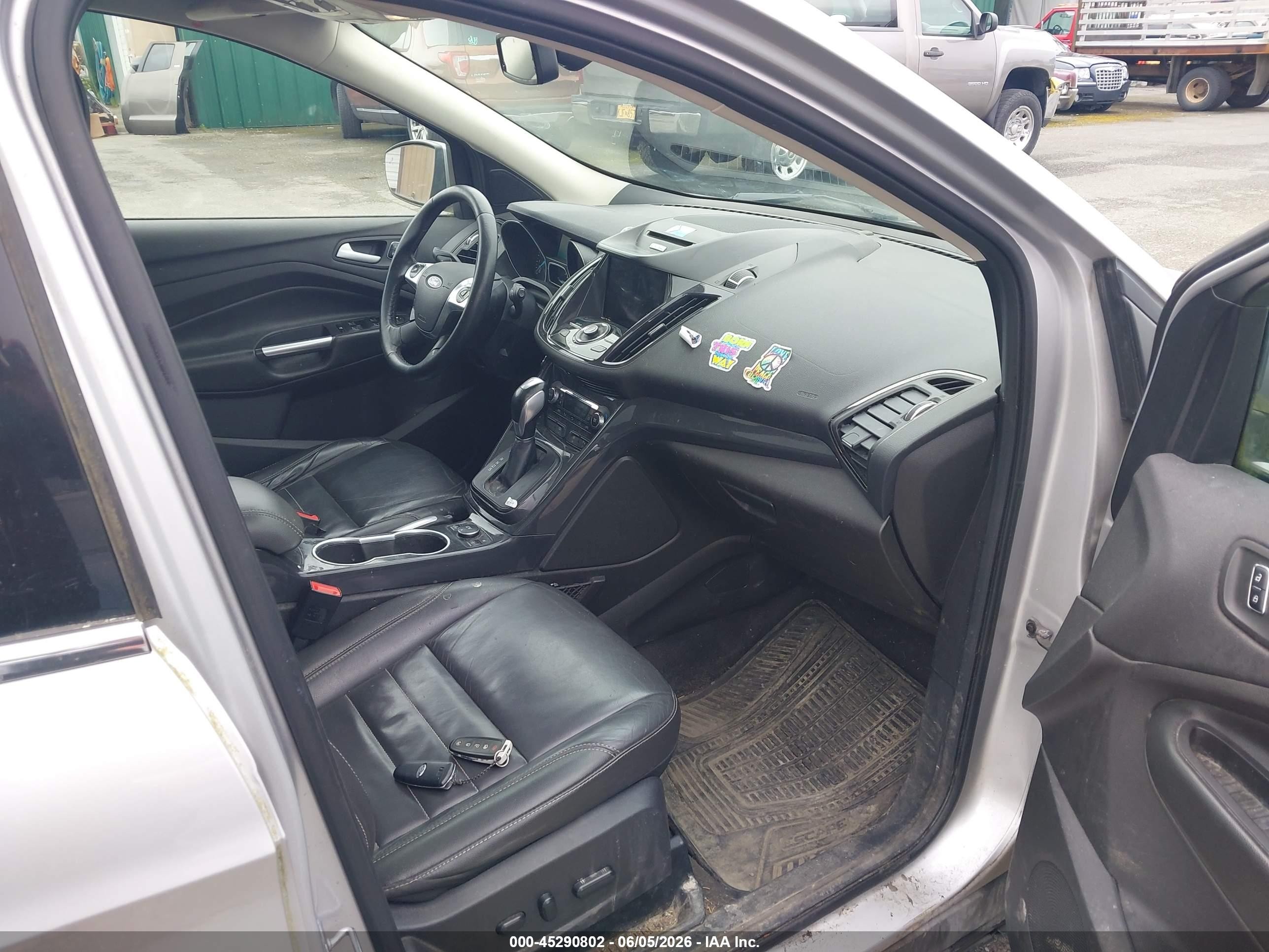 2016 Ford Escape Titanium Silver vin: 1FMCU9J93GUA22396