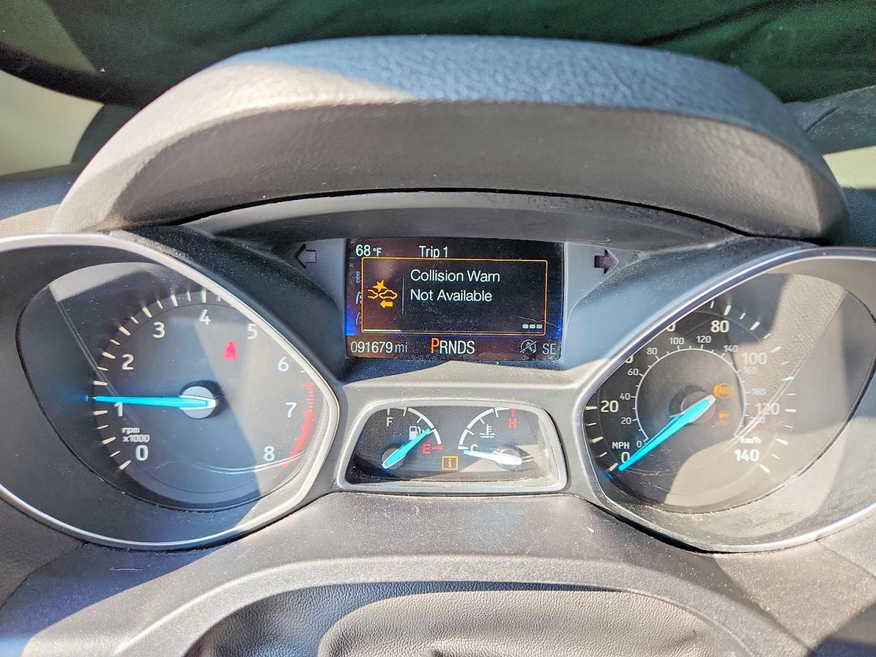 2017 Ford Escape Titanium Золотой vin: 1FMCU9J93HUE47537