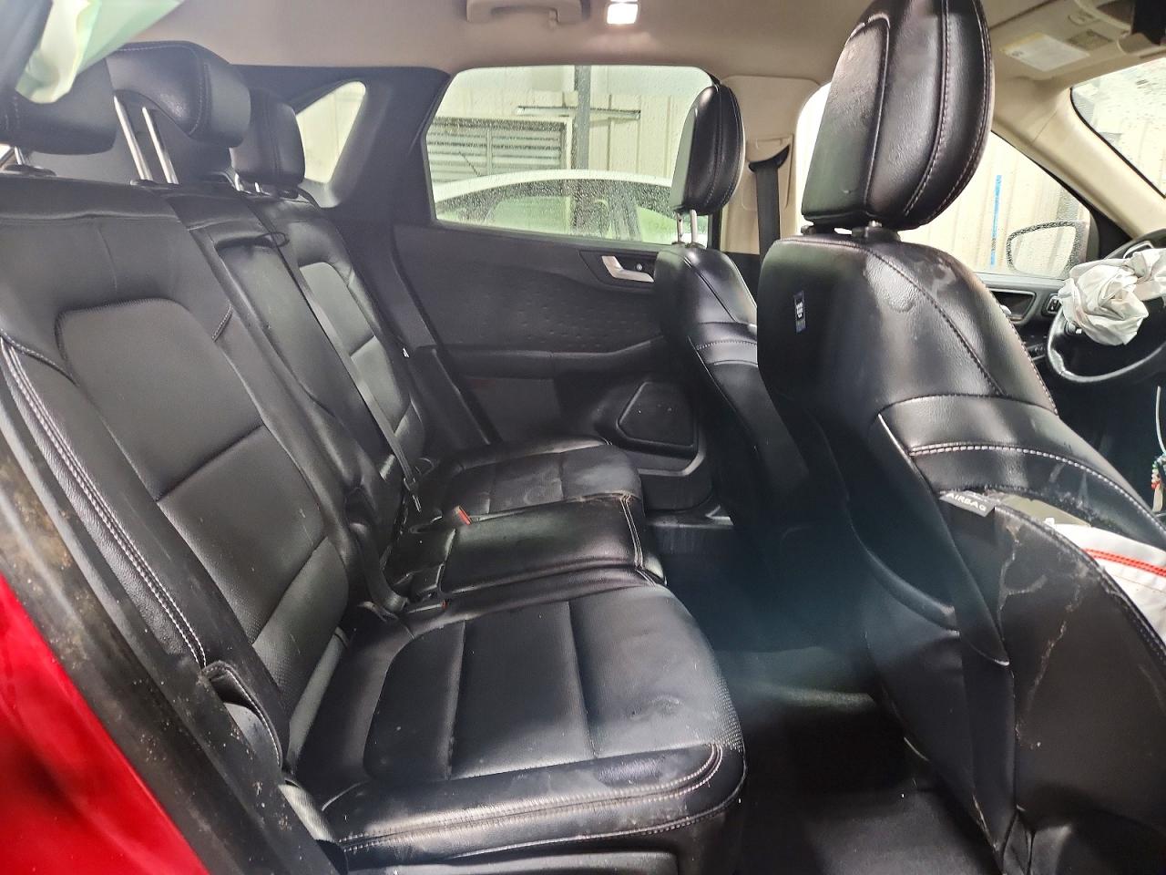 2020 Ford Escape Titanium Red vin: 1FMCU9J93LUC64969