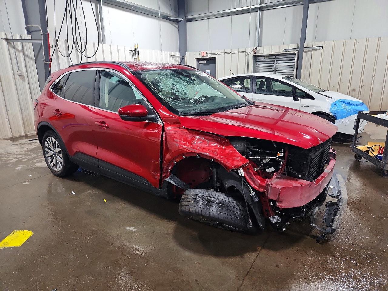 2020 Ford Escape Titanium Red vin: 1FMCU9J93LUC64969