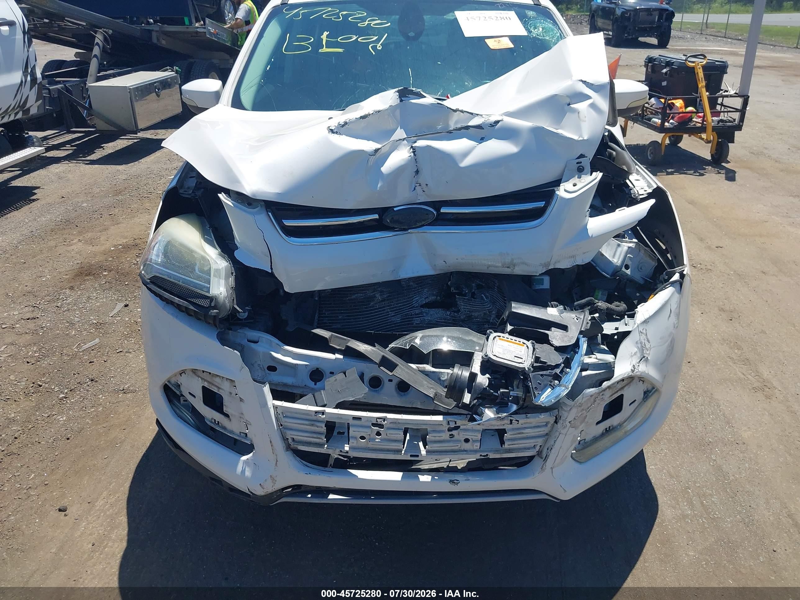 2013 Ford Escape Titanium White vin: 1FMCU9J94DUB05783