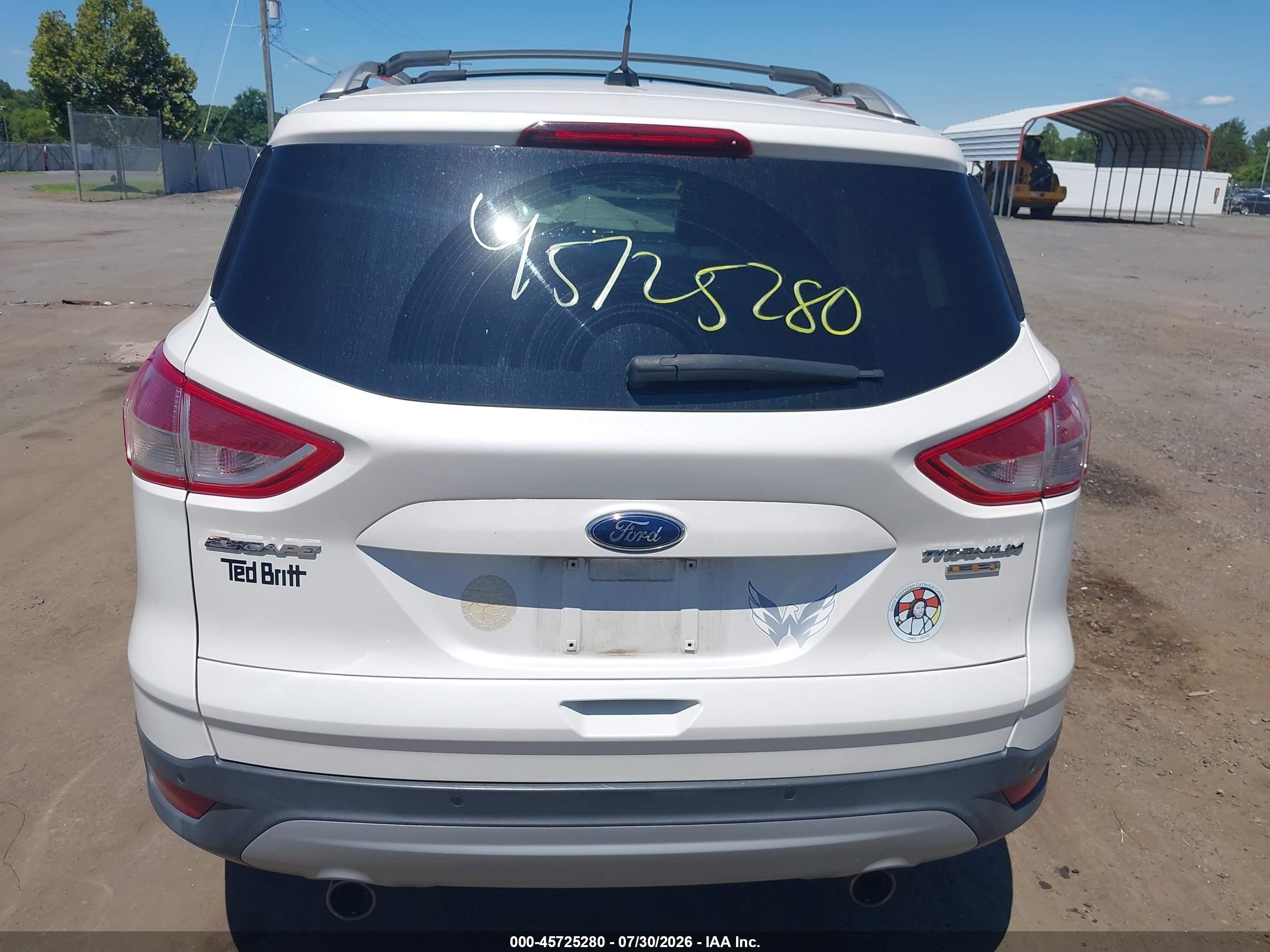 2013 Ford Escape Titanium White vin: 1FMCU9J94DUB05783