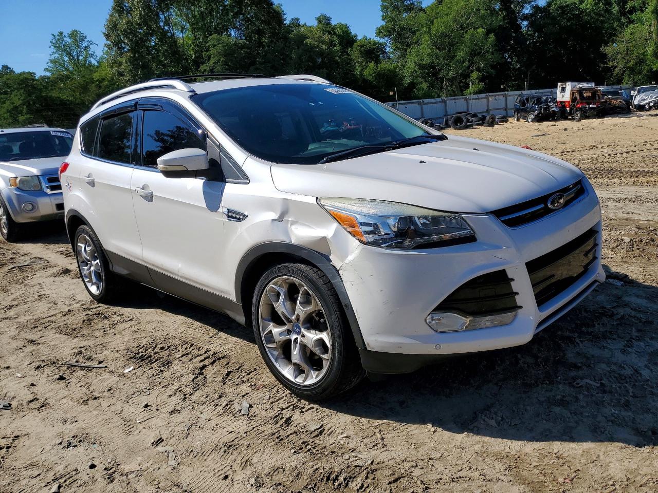 2013 Ford Escape Titanium White vin: 1FMCU9J94DUB20445