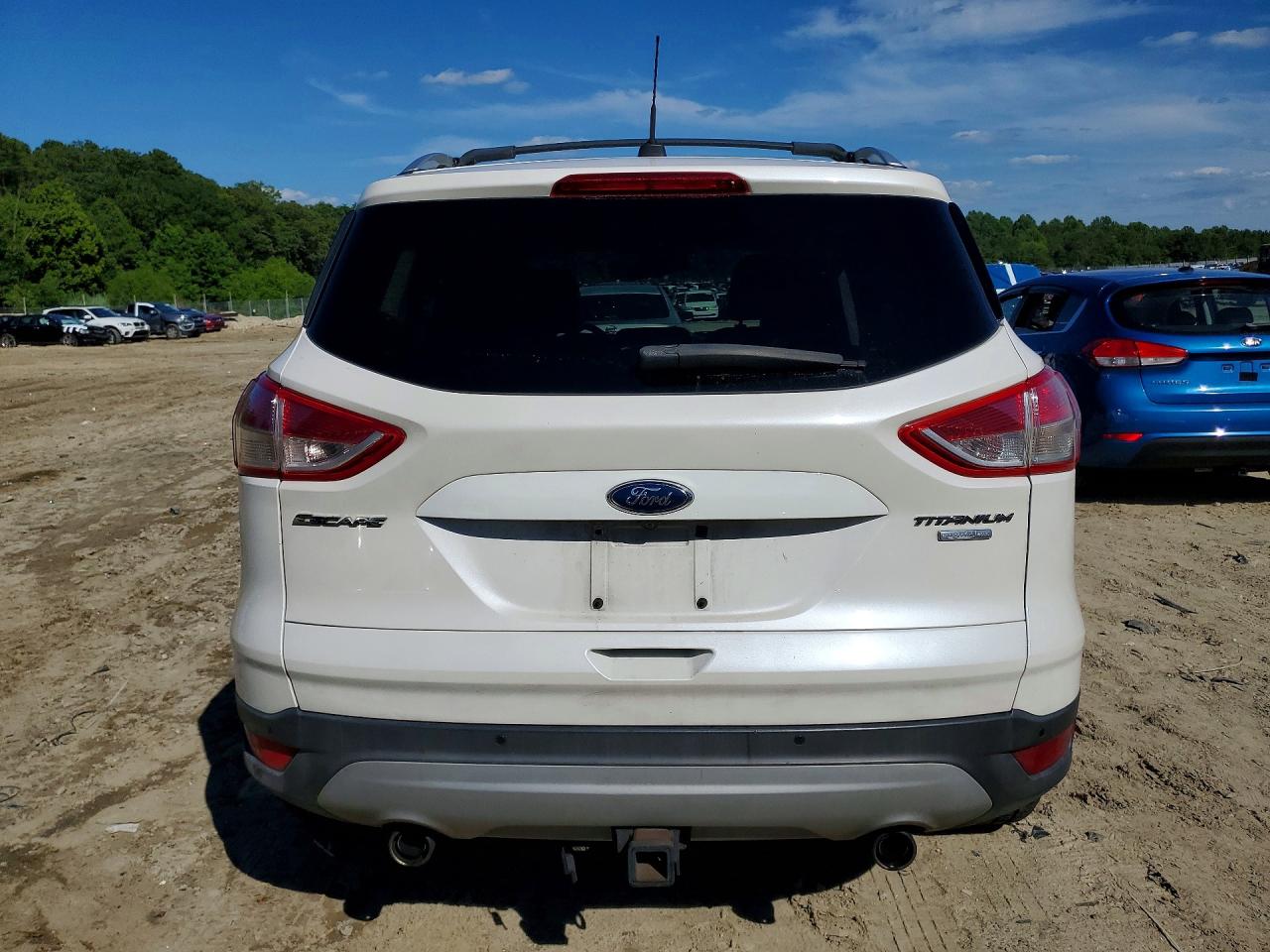 2013 Ford Escape Titanium White vin: 1FMCU9J94DUB20445