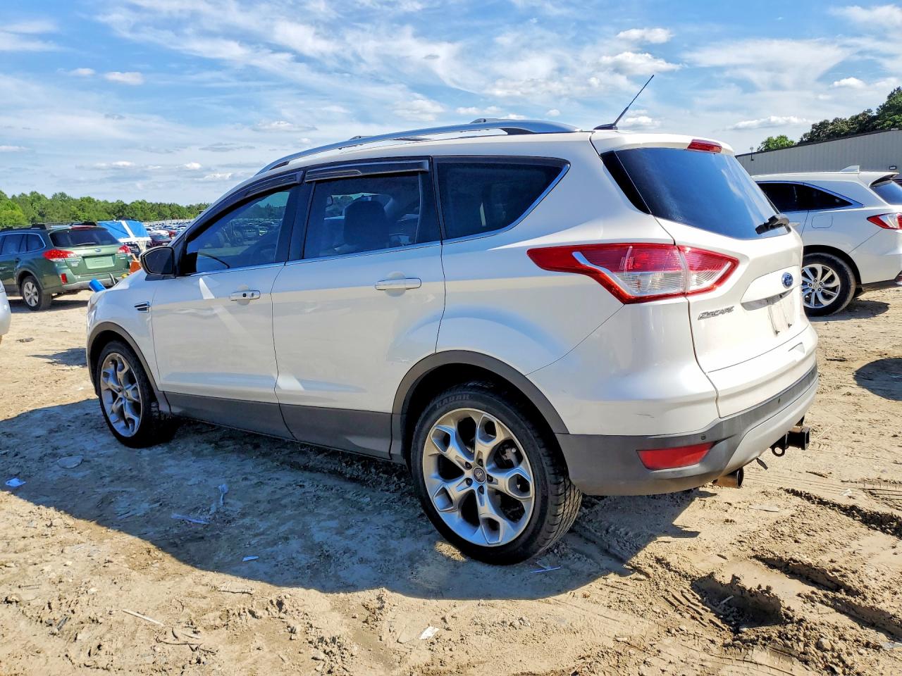 2013 Ford Escape Titanium White vin: 1FMCU9J94DUB20445