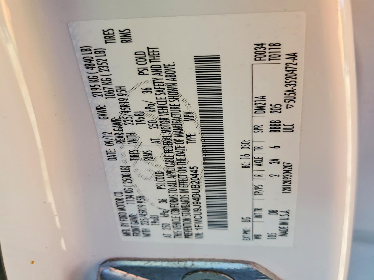 2013 Ford Escape Titanium White vin: 1FMCU9J94DUB20445