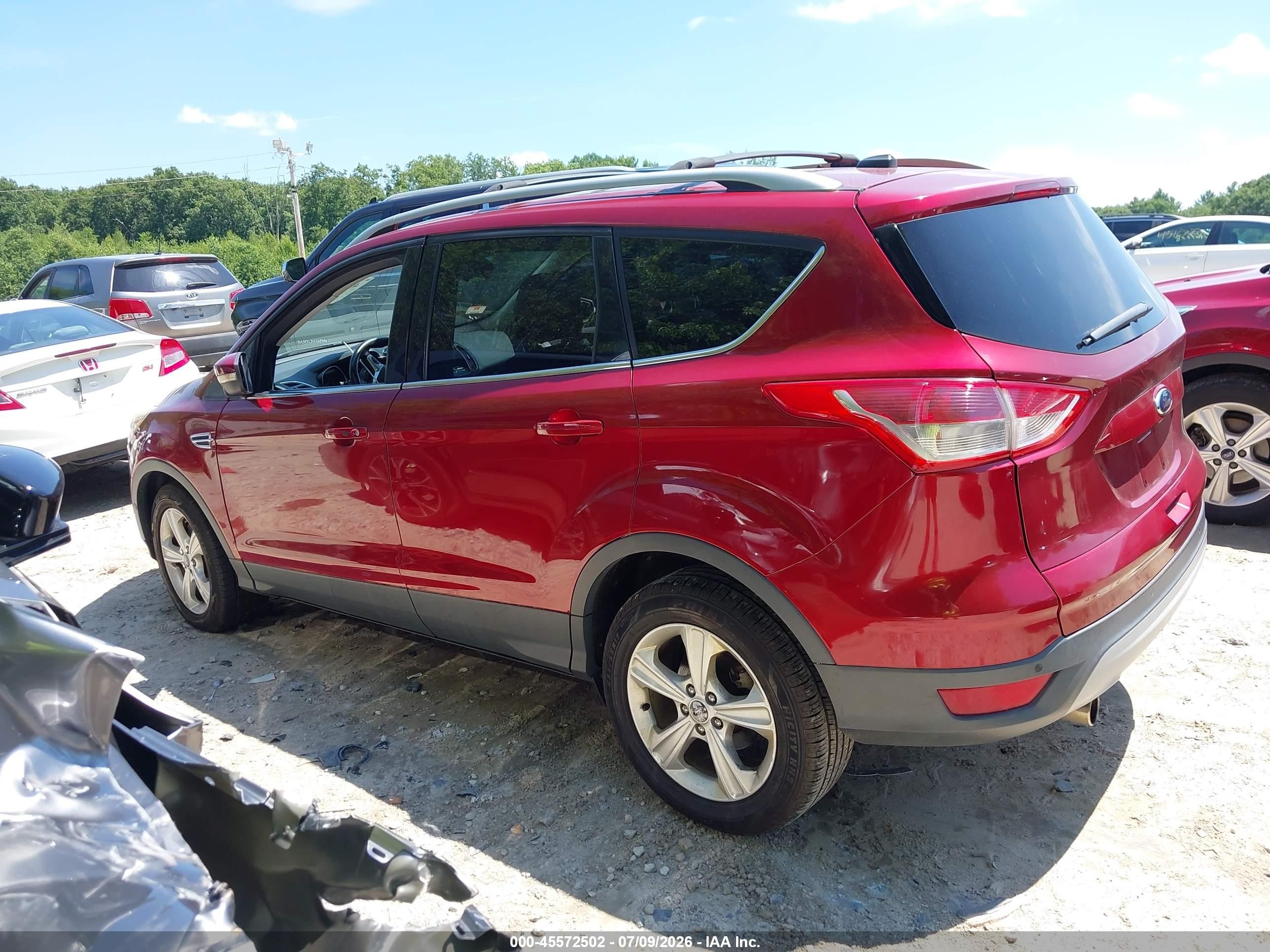 2013 Ford Escape Titanium Burgundy vin: 1FMCU9J94DUB49380