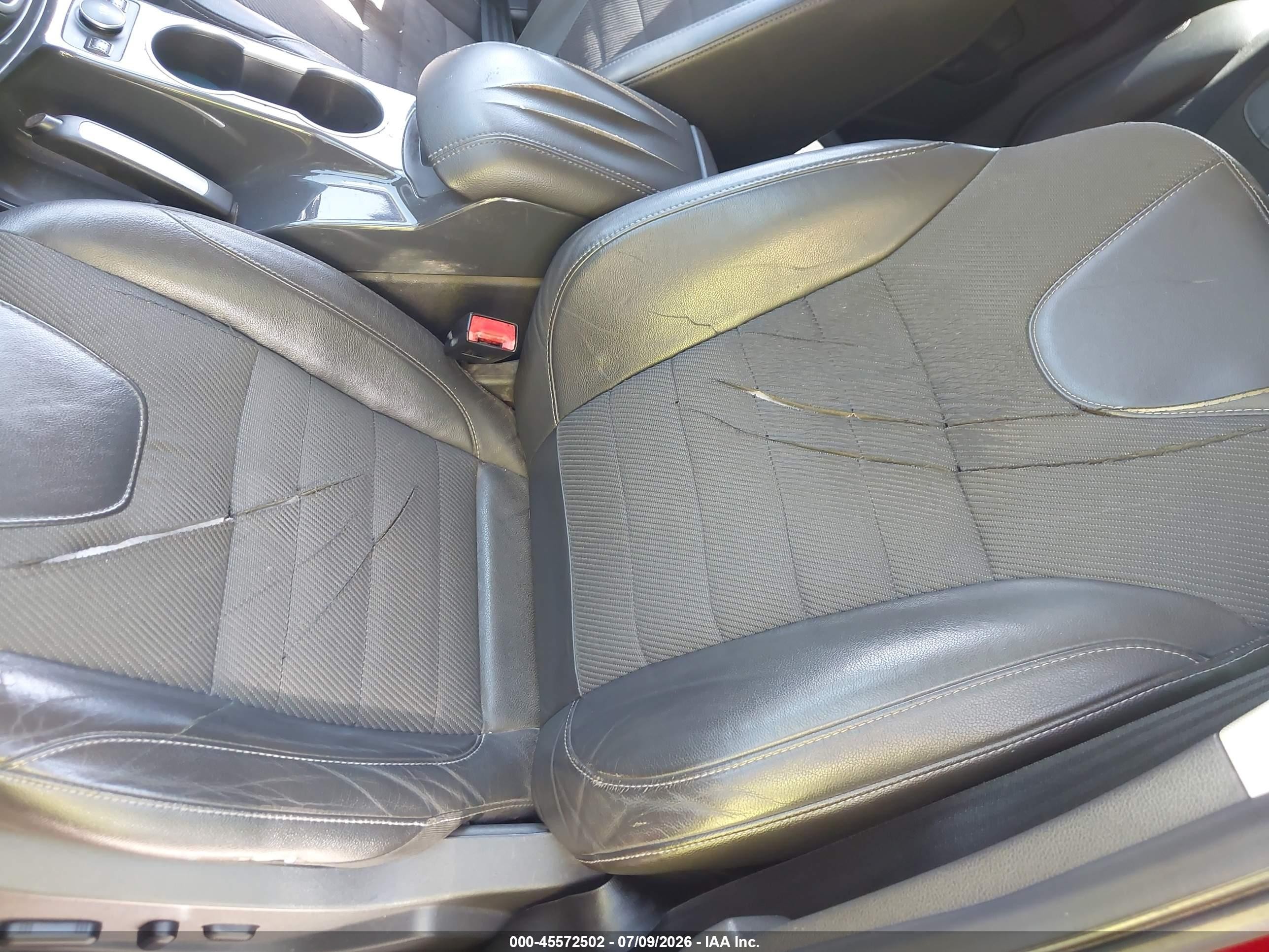 2013 Ford Escape Titanium Burgundy vin: 1FMCU9J94DUB49380