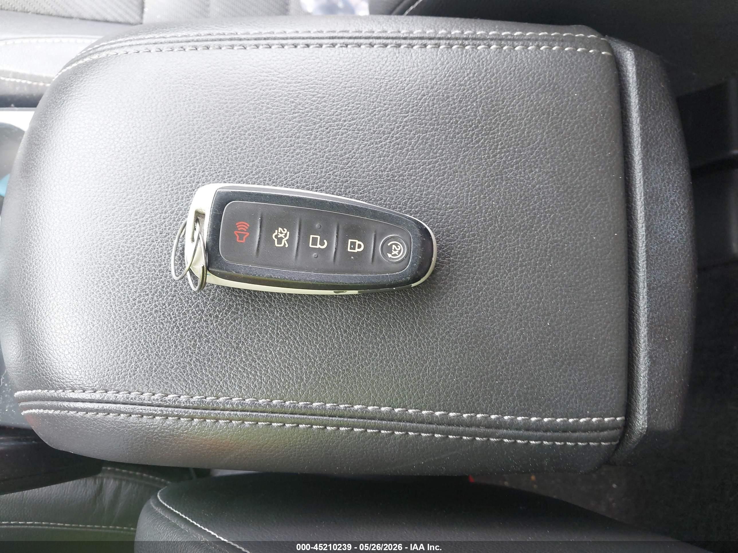 2013 Ford Escape Titanium Silver vin: 1FMCU9J94DUB86297