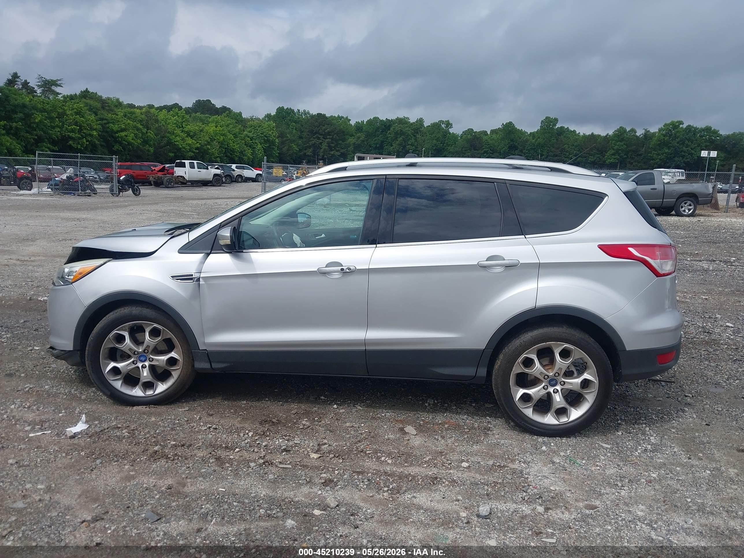 2013 Ford Escape Titanium Silver vin: 1FMCU9J94DUB86297