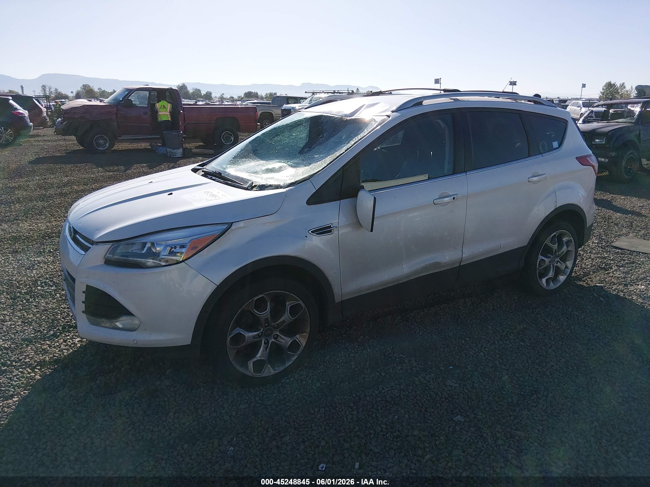 2013 Ford Escape Titanium Белый vin: 1FMCU9J94DUC71771