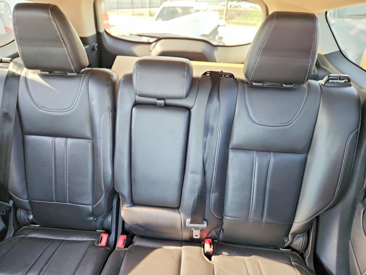 2013 Ford Escape Titanium Черный vin: 1FMCU9J94DUD16093