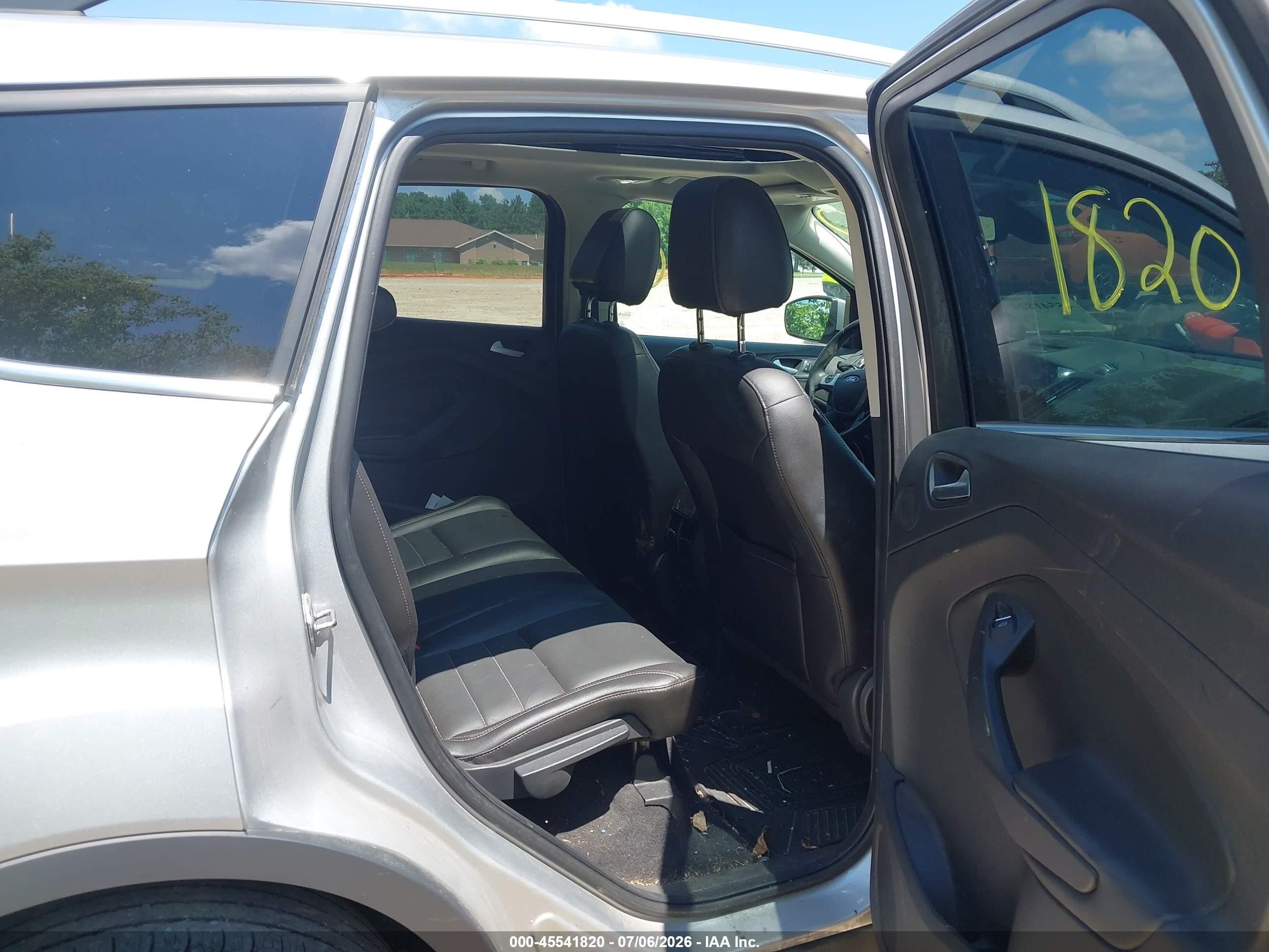 2014 Ford Escape Titanium Silver vin: 1FMCU9J94EUA59227