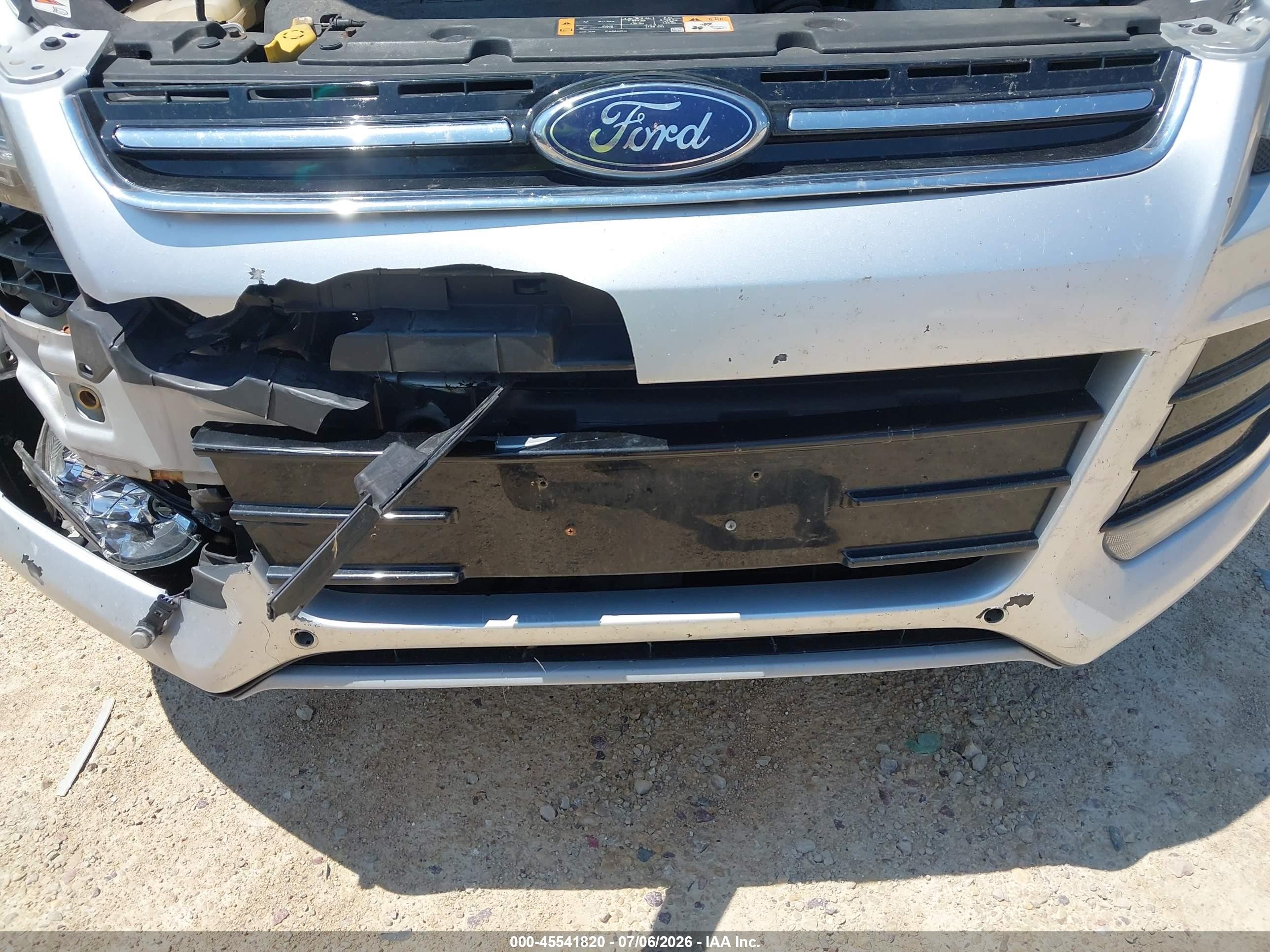 2014 Ford Escape Titanium Silver vin: 1FMCU9J94EUA59227