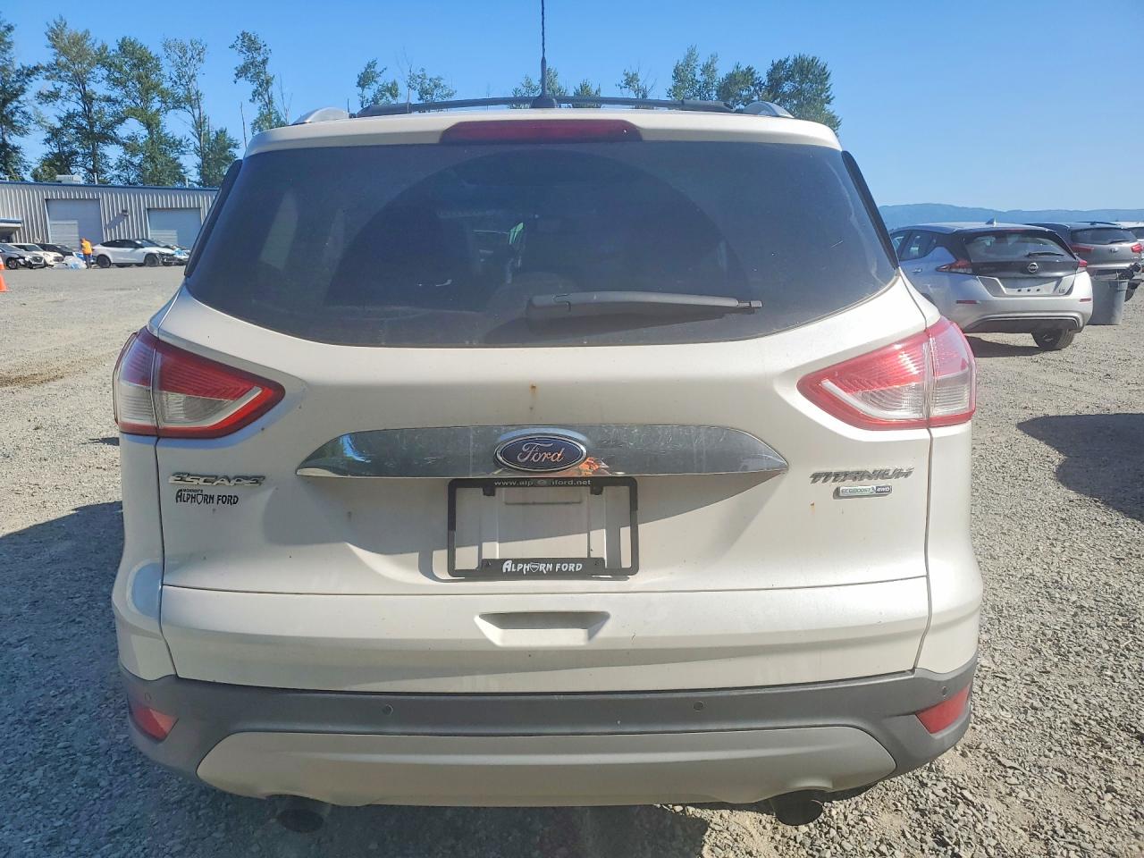 2014 Ford Escape Titanium White vin: 1FMCU9J94EUB94501