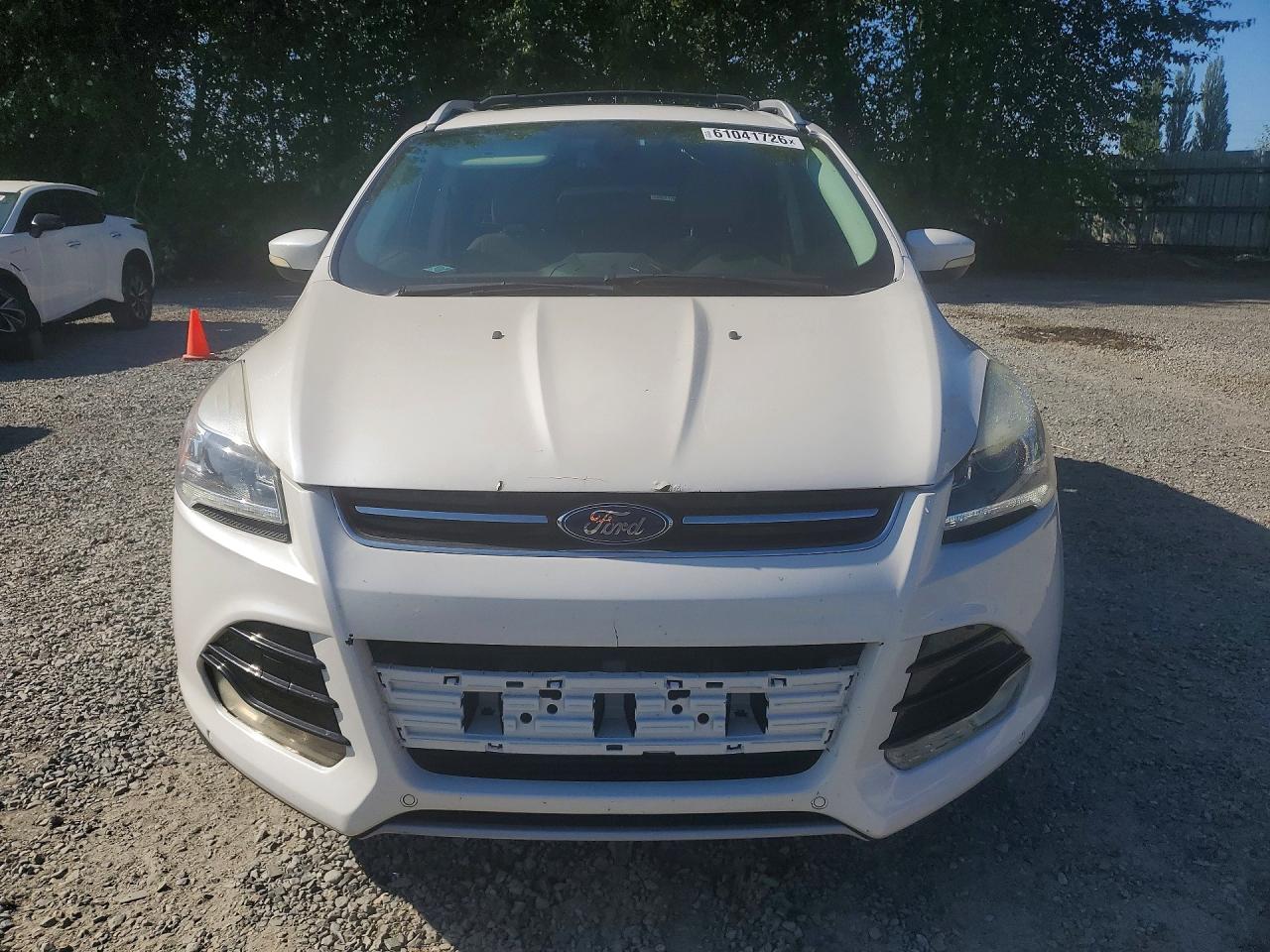 2014 Ford Escape Titanium White vin: 1FMCU9J94EUB94501