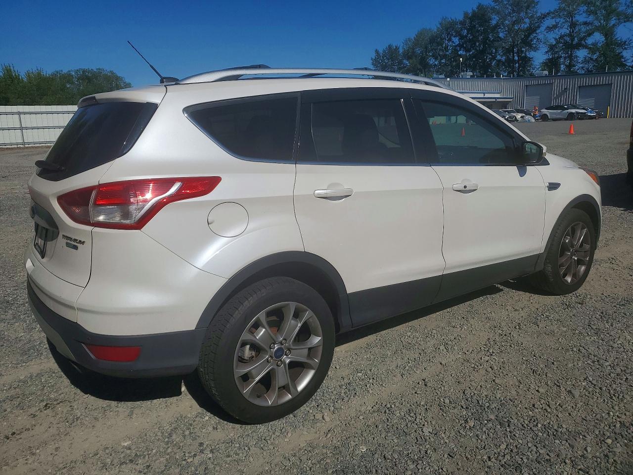 2014 Ford Escape Titanium White vin: 1FMCU9J94EUB94501