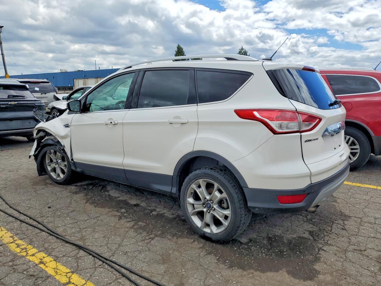 2014 Ford Escape Titanium White vin: 1FMCU9J94EUC20336