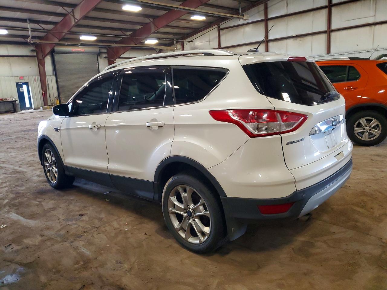 2014 Ford Escape Titanium White vin: 1FMCU9J94EUD61648