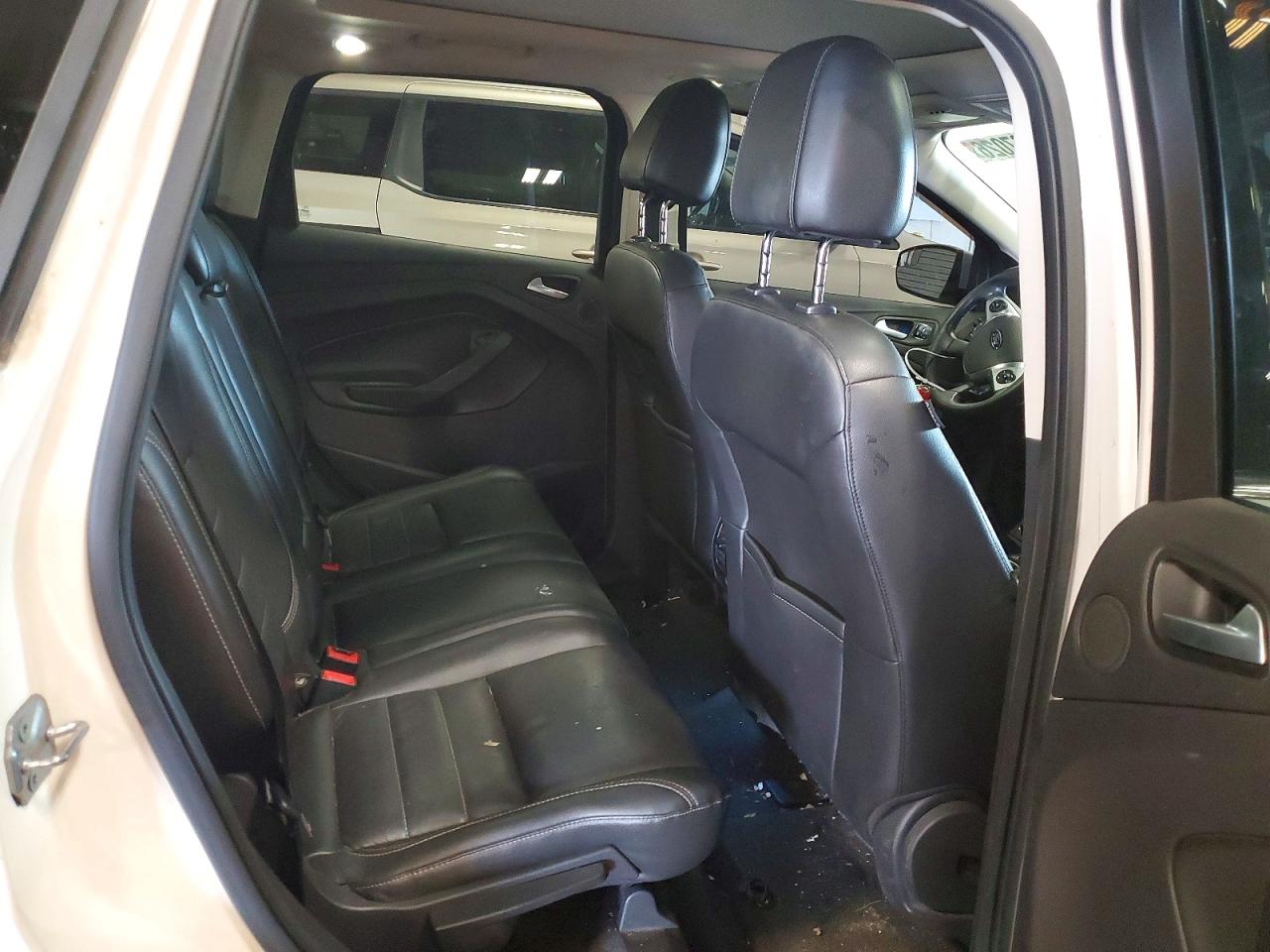 2014 Ford Escape Titanium White vin: 1FMCU9J94EUD61648