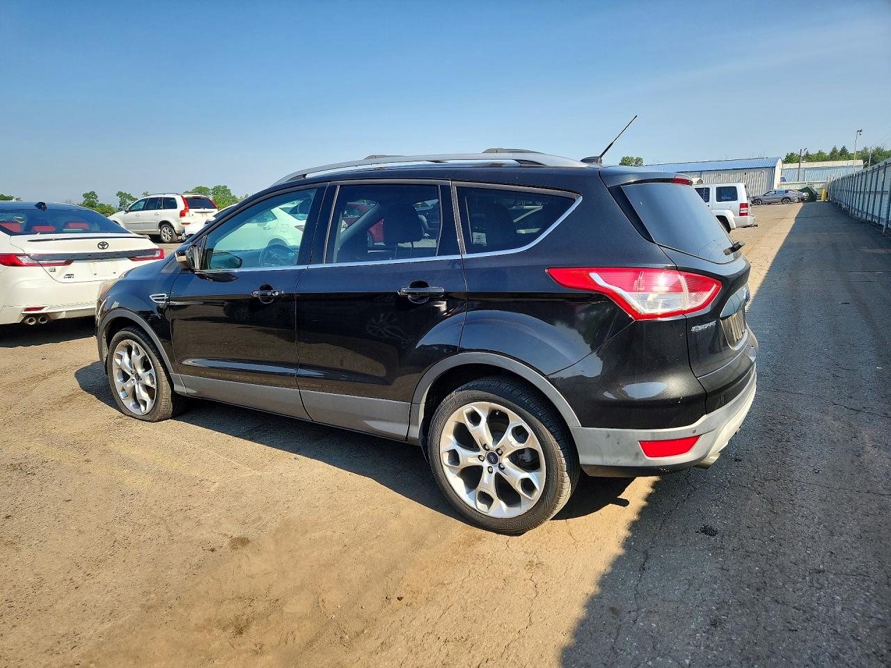 2015 Ford Escape Titanium Black vin: 1FMCU9J94FUB10615