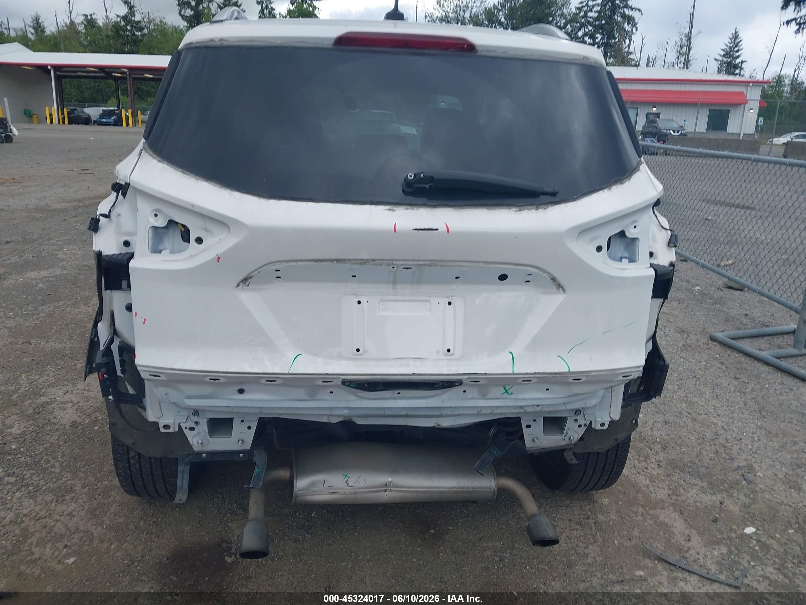 2015 Ford Escape Titanium White vin: 1FMCU9J94FUB96508