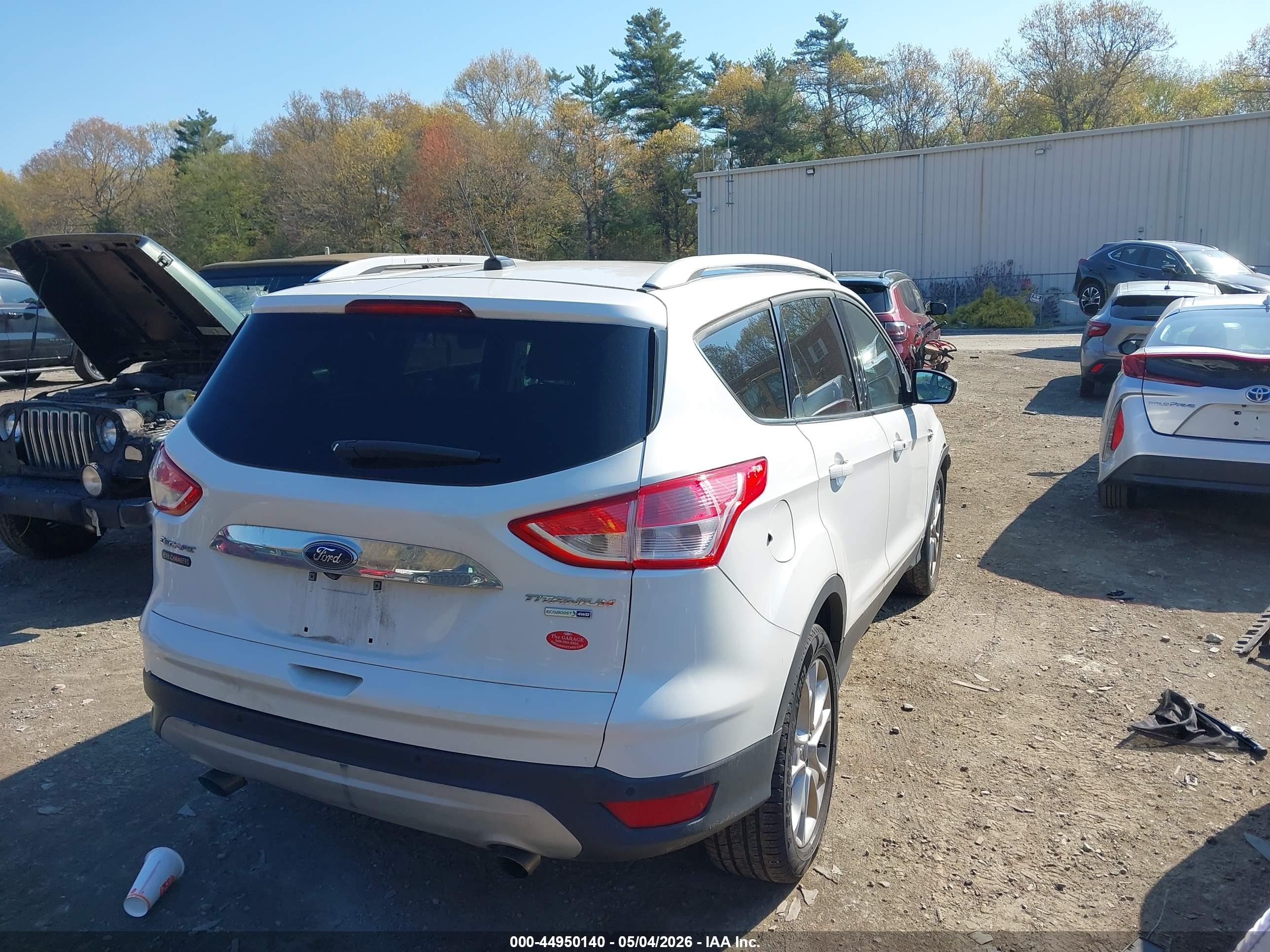 2016 Ford Escape Titanium White vin: 1FMCU9J94GUB65101